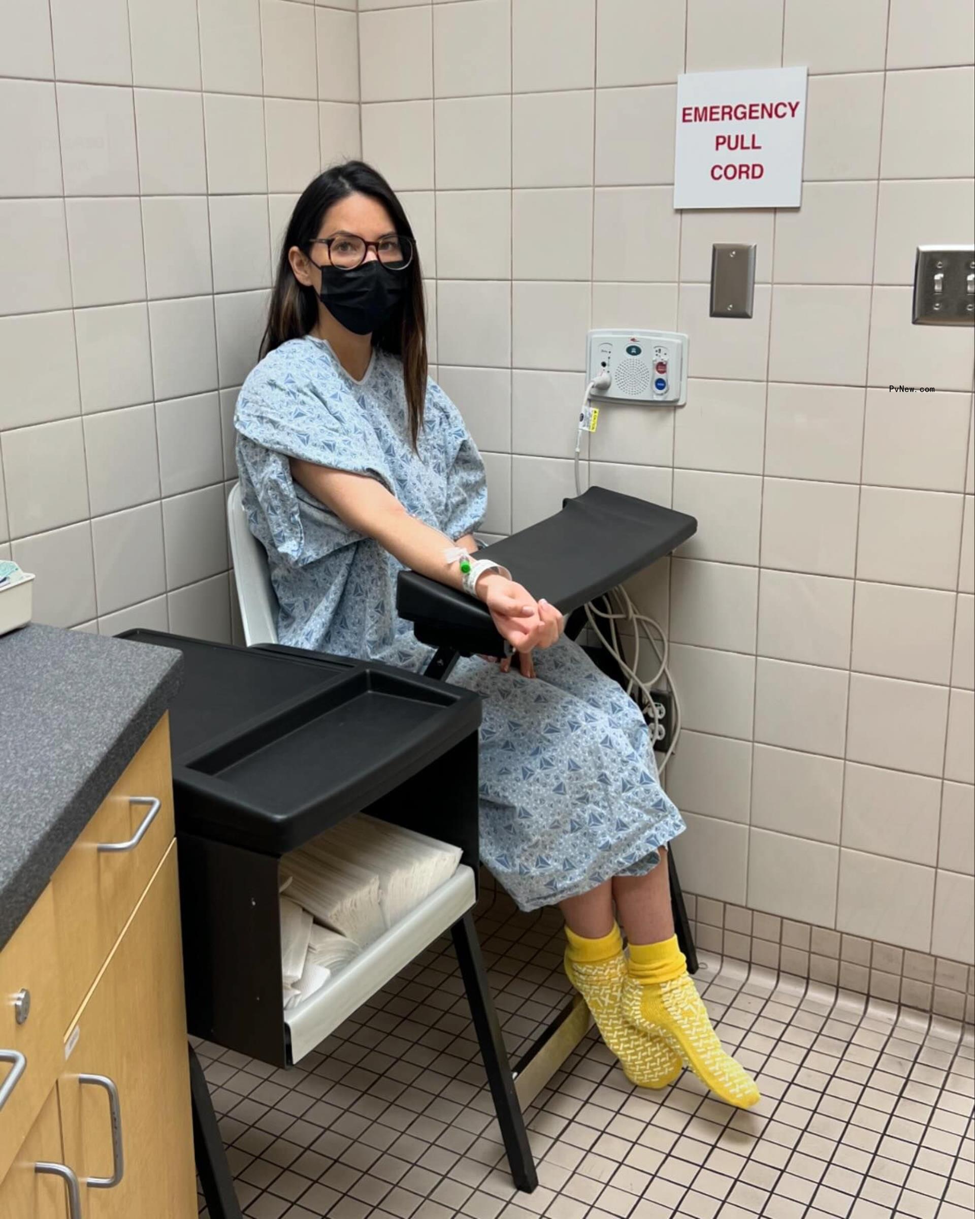 Oliva Munn in hospital.