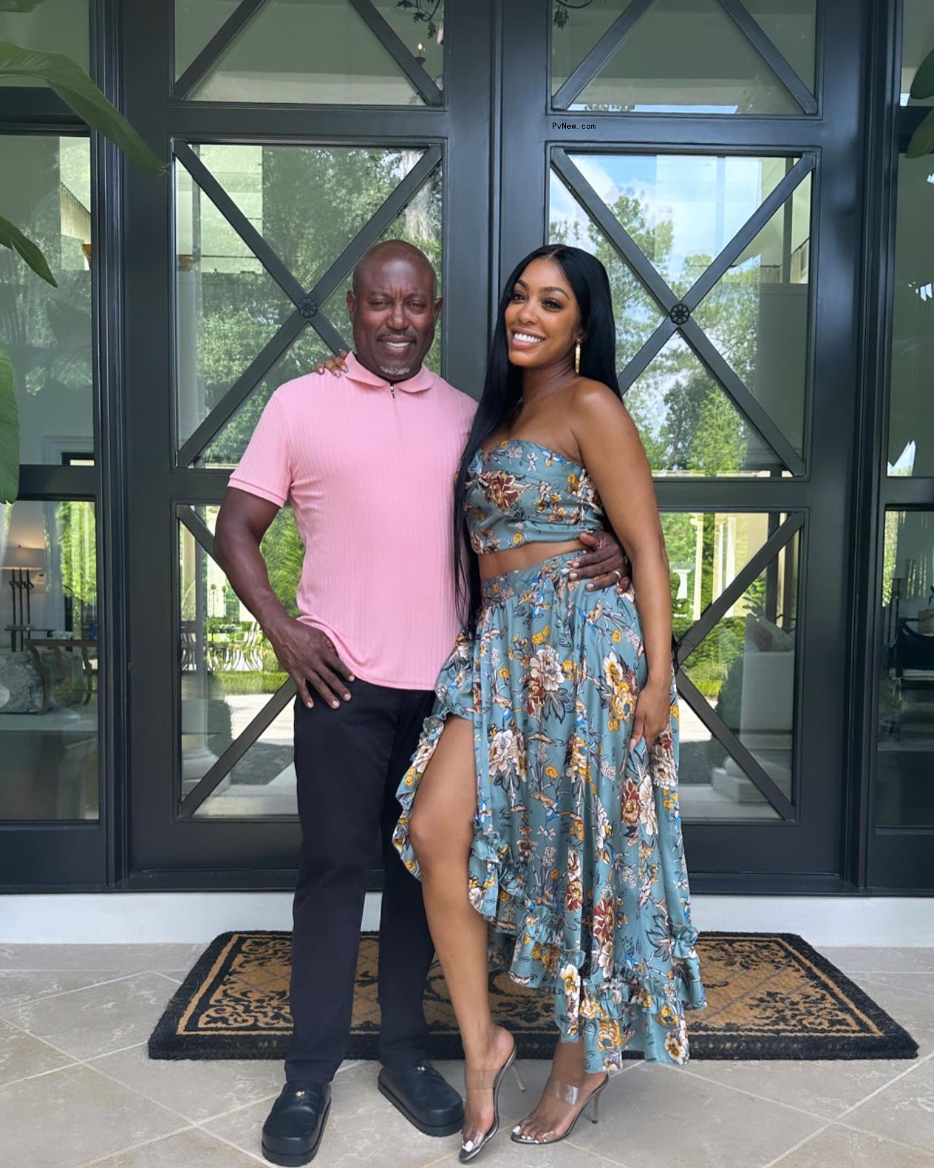 Porsha Williams and Simon Guobadia posing together