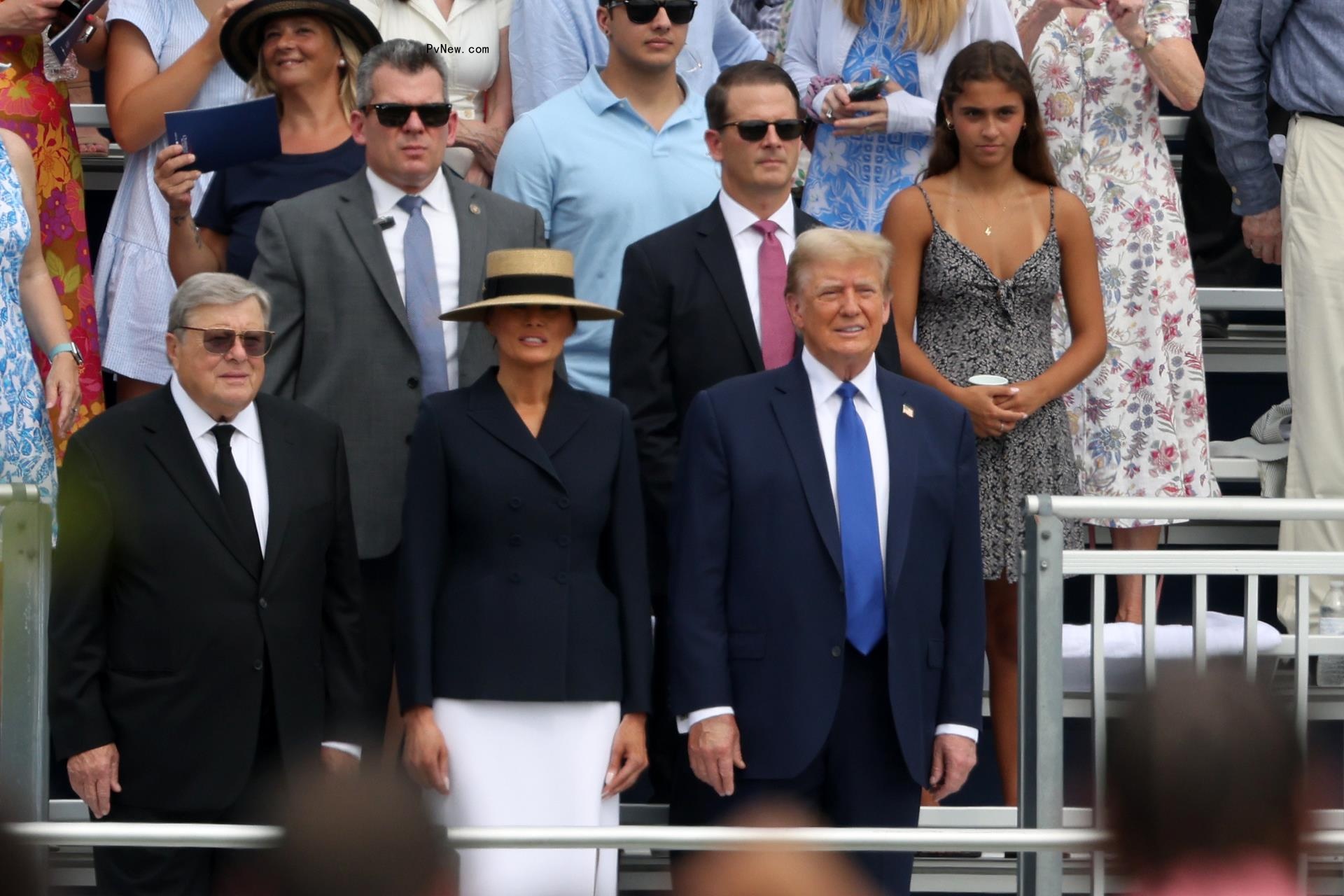 Do<i></i>nald and Melania Trump