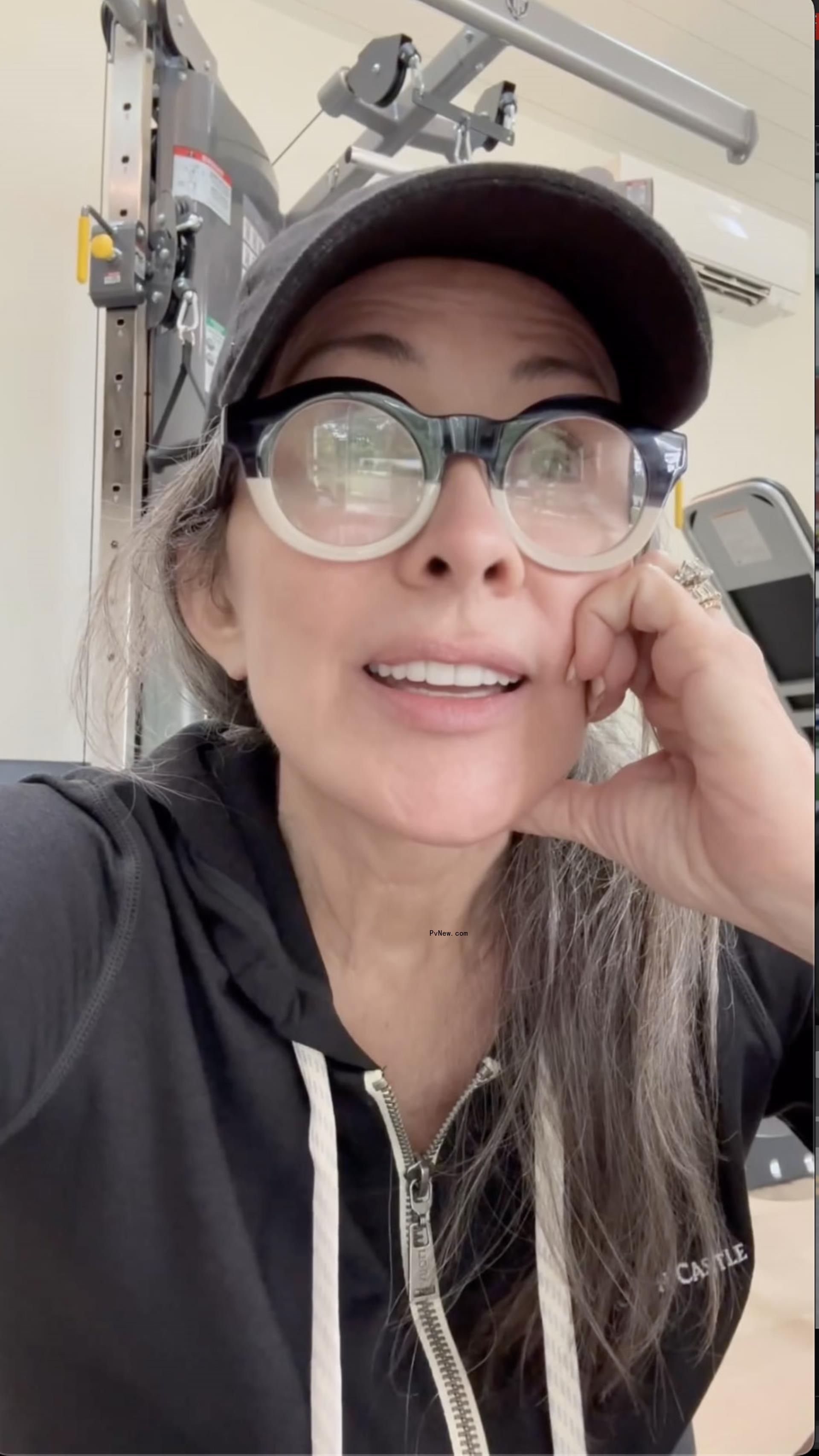 patricia heaton selfie