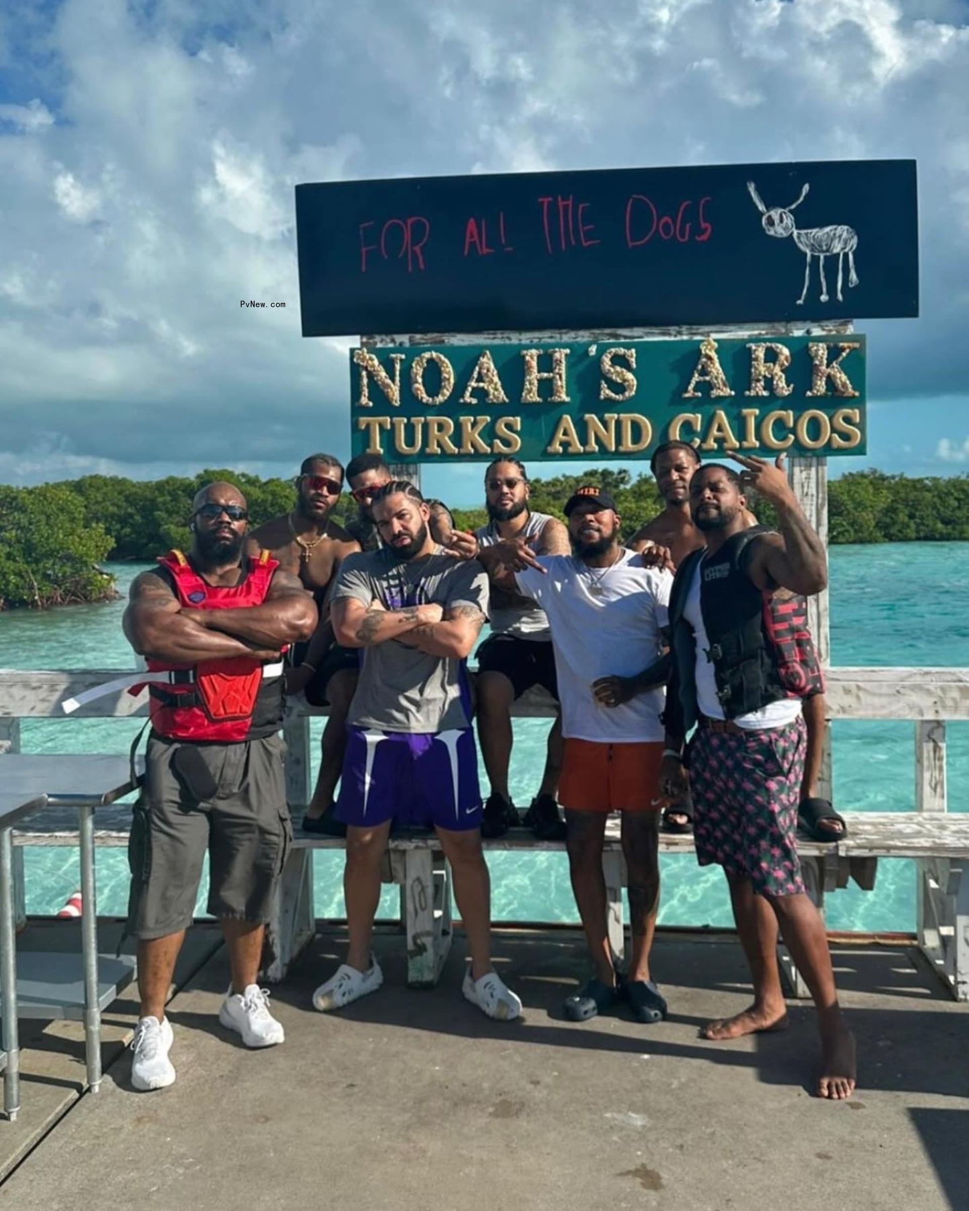Drake on vacation with friends.