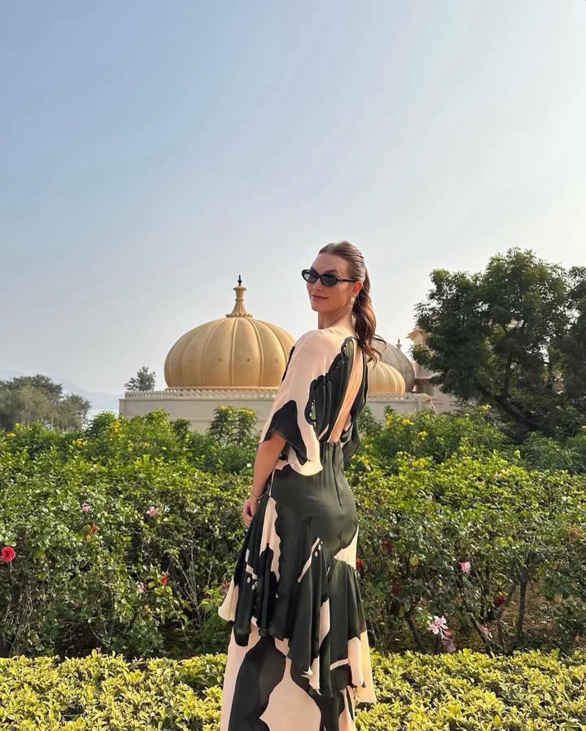 Karlie Kloss poses in India.