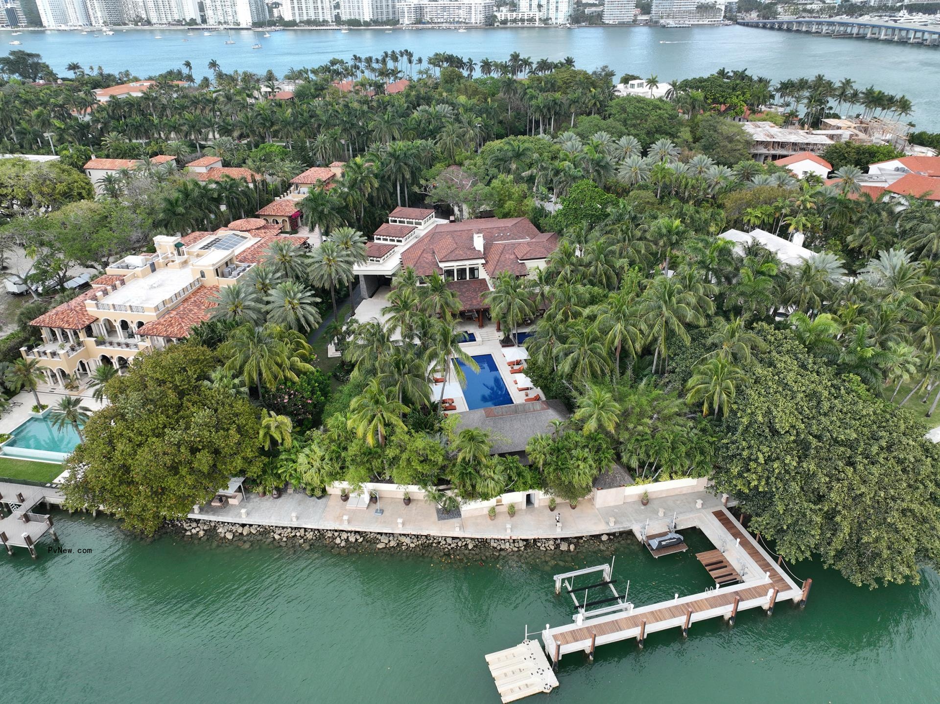Law enforcement at Diddy's Star Island mansion in Miami Beach