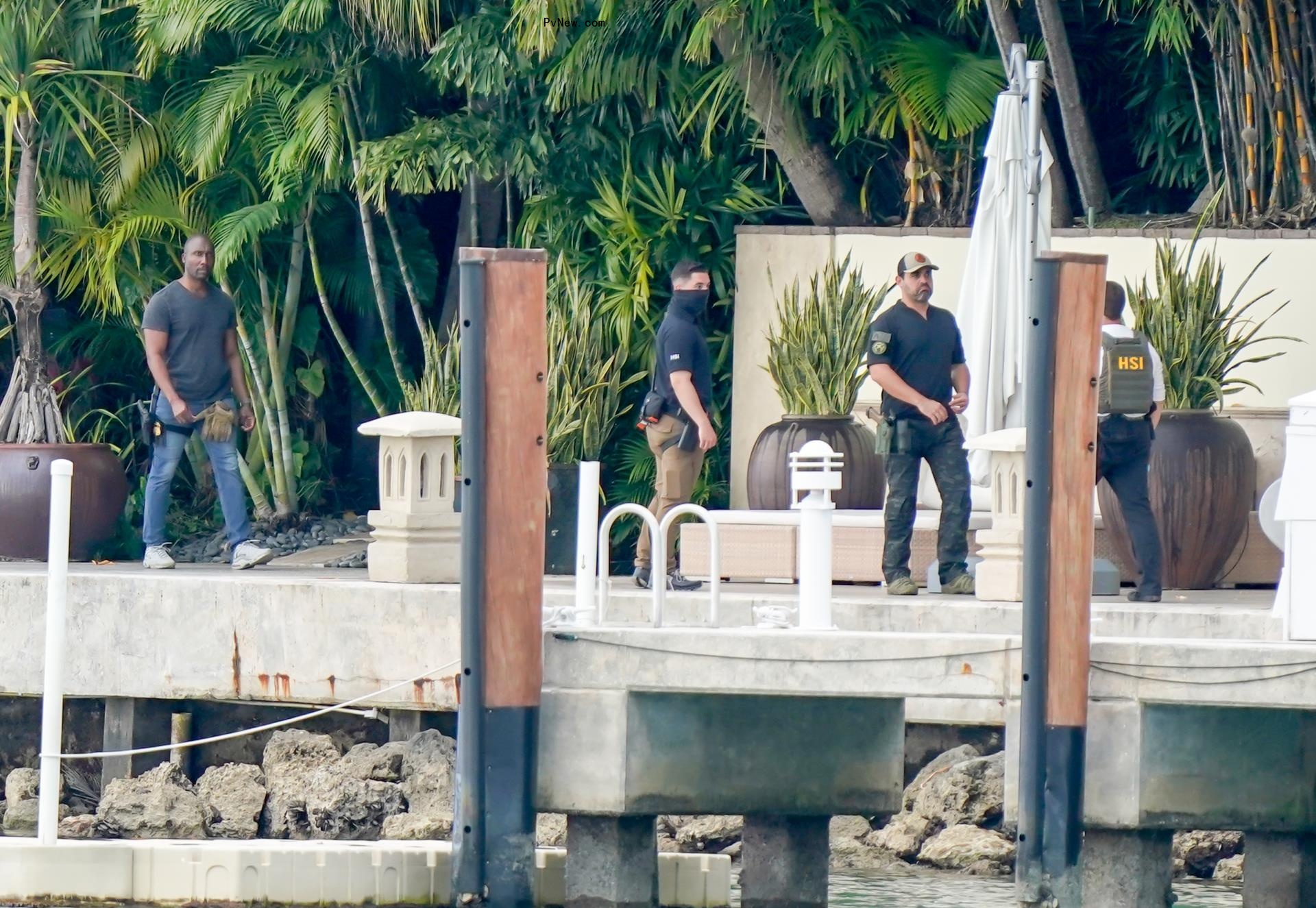 P Diddy's home gets raided by the Feds in Miami,FL