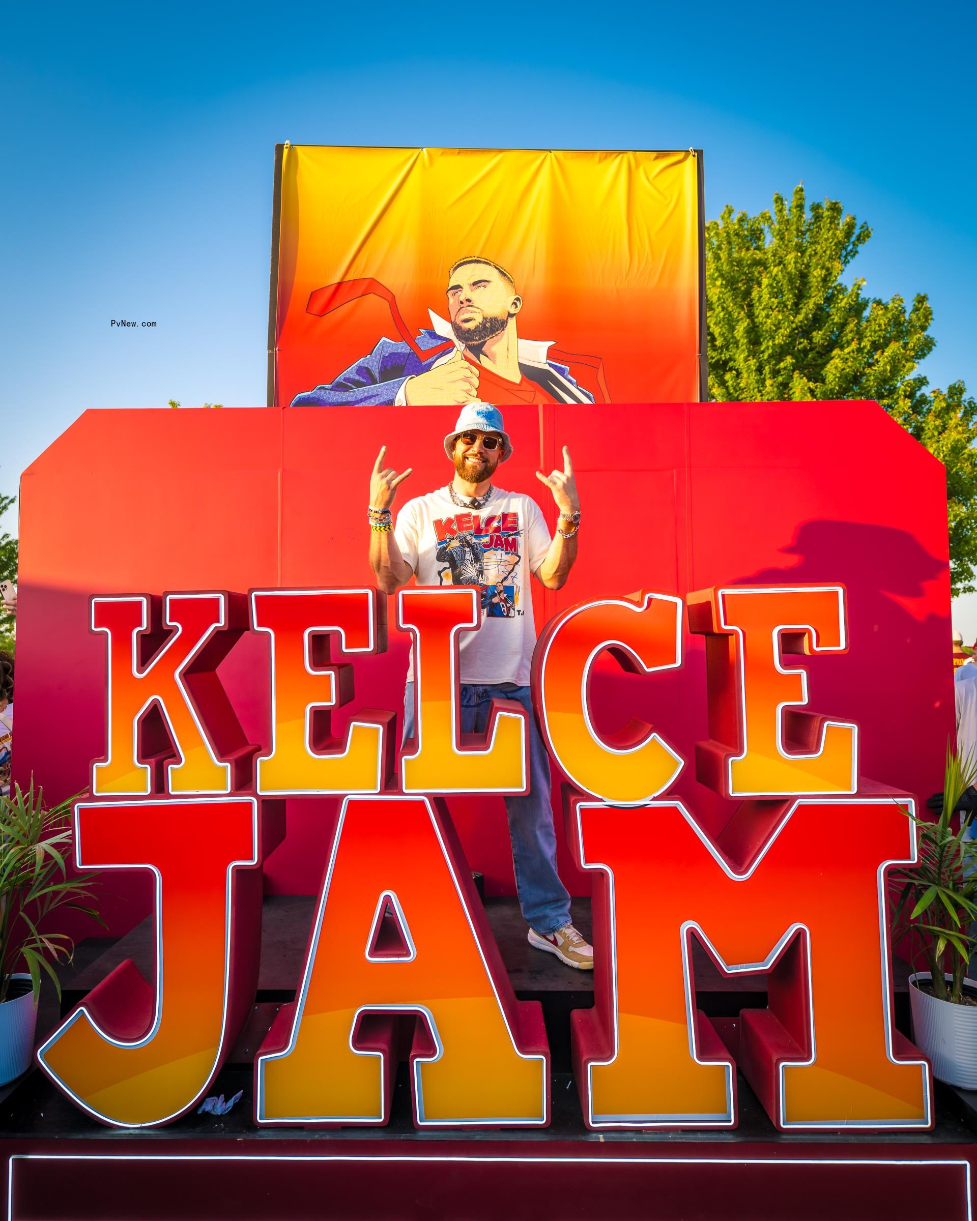Travis kelce at kelce jam.