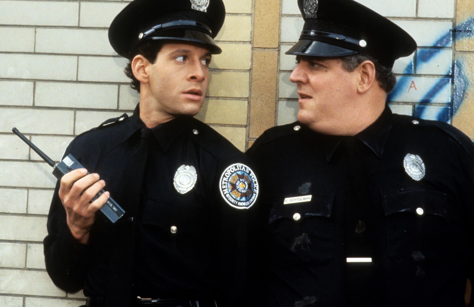 Steve Guttenberg in