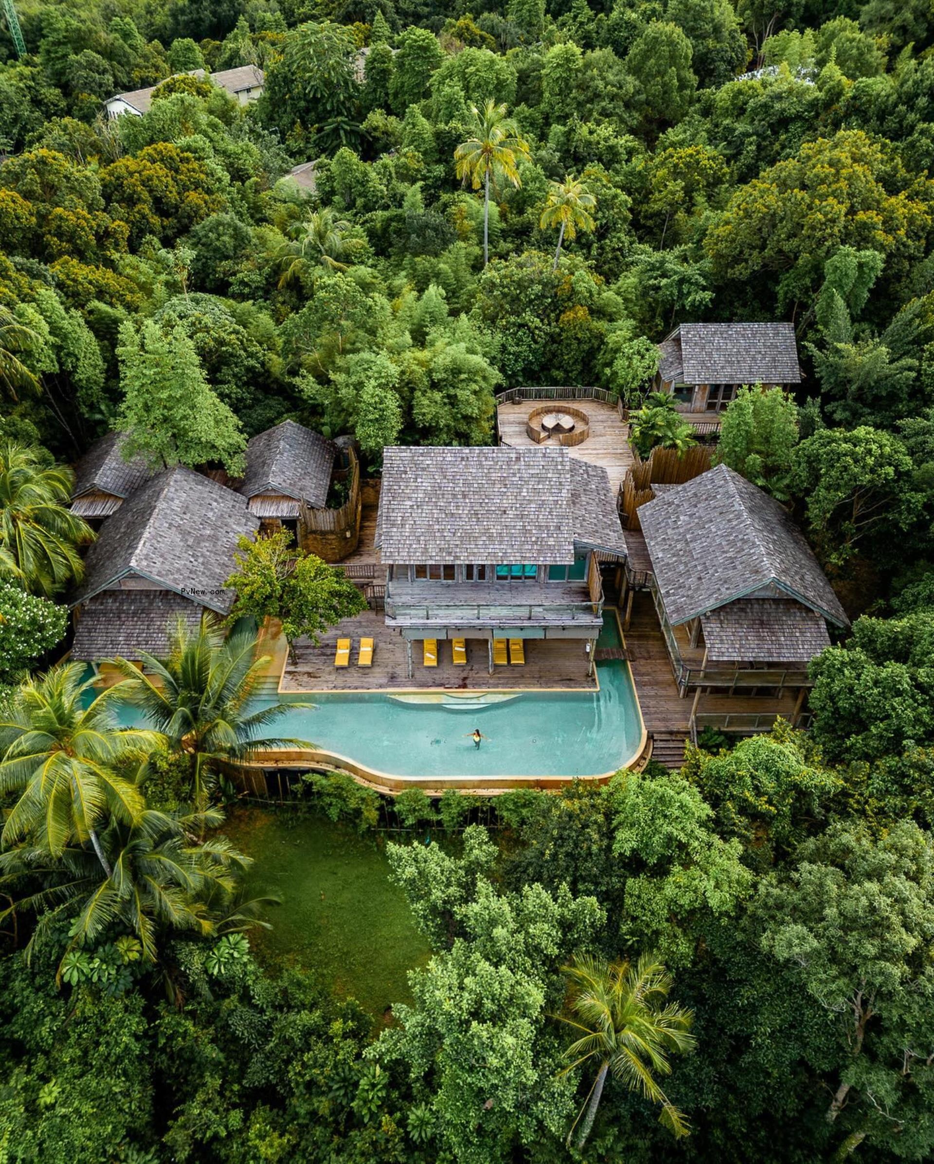 A villa at So<i></i>neva Fushi. 