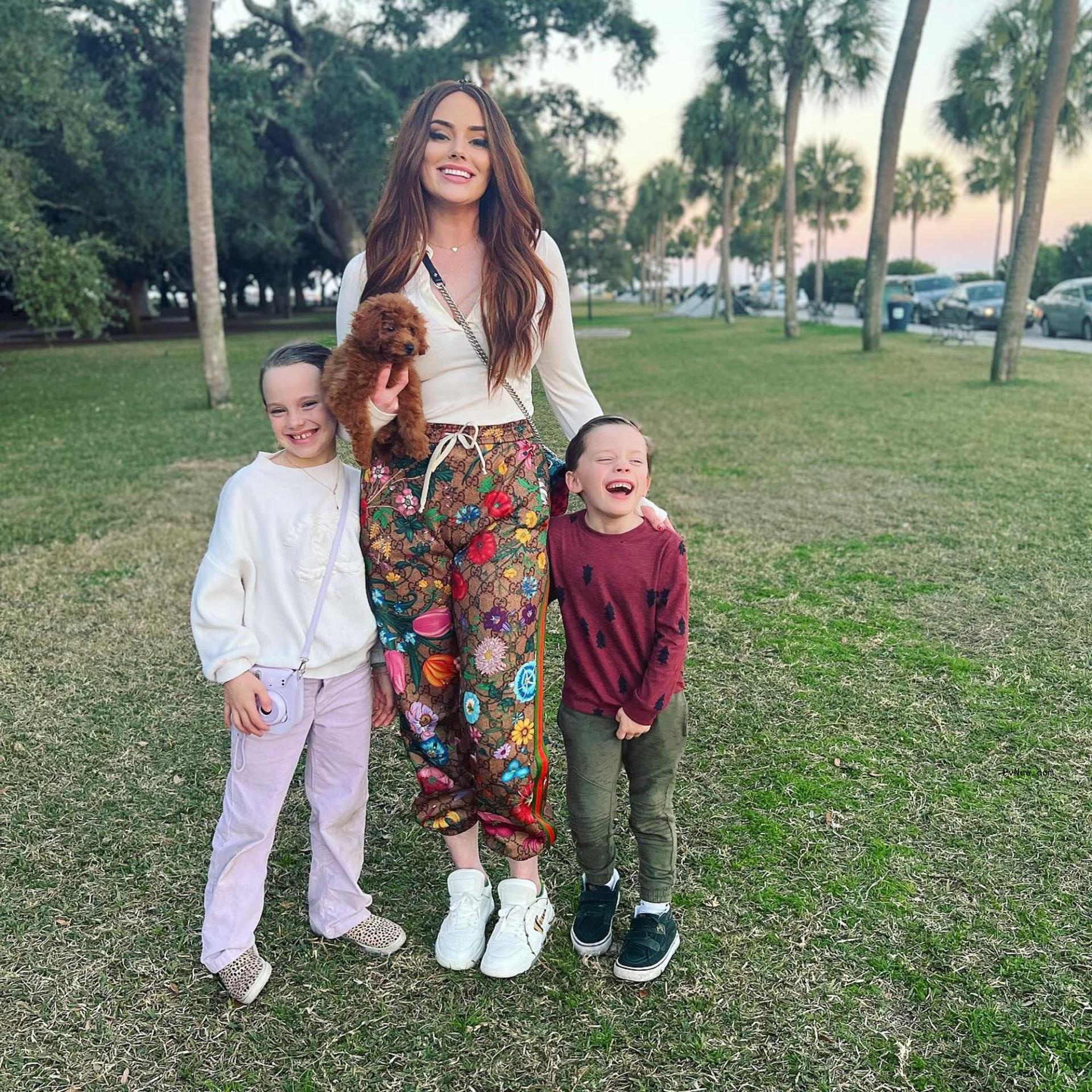 Kathryn Dennis and kids