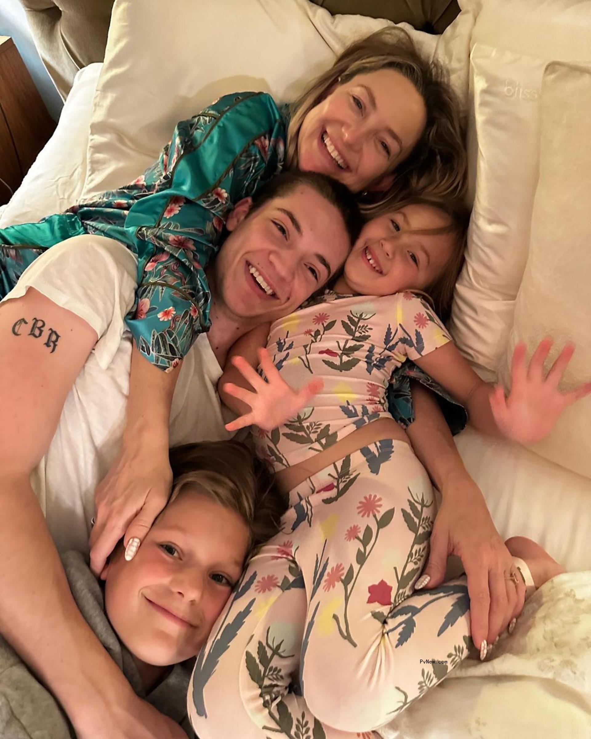 Kate Hudson and kids