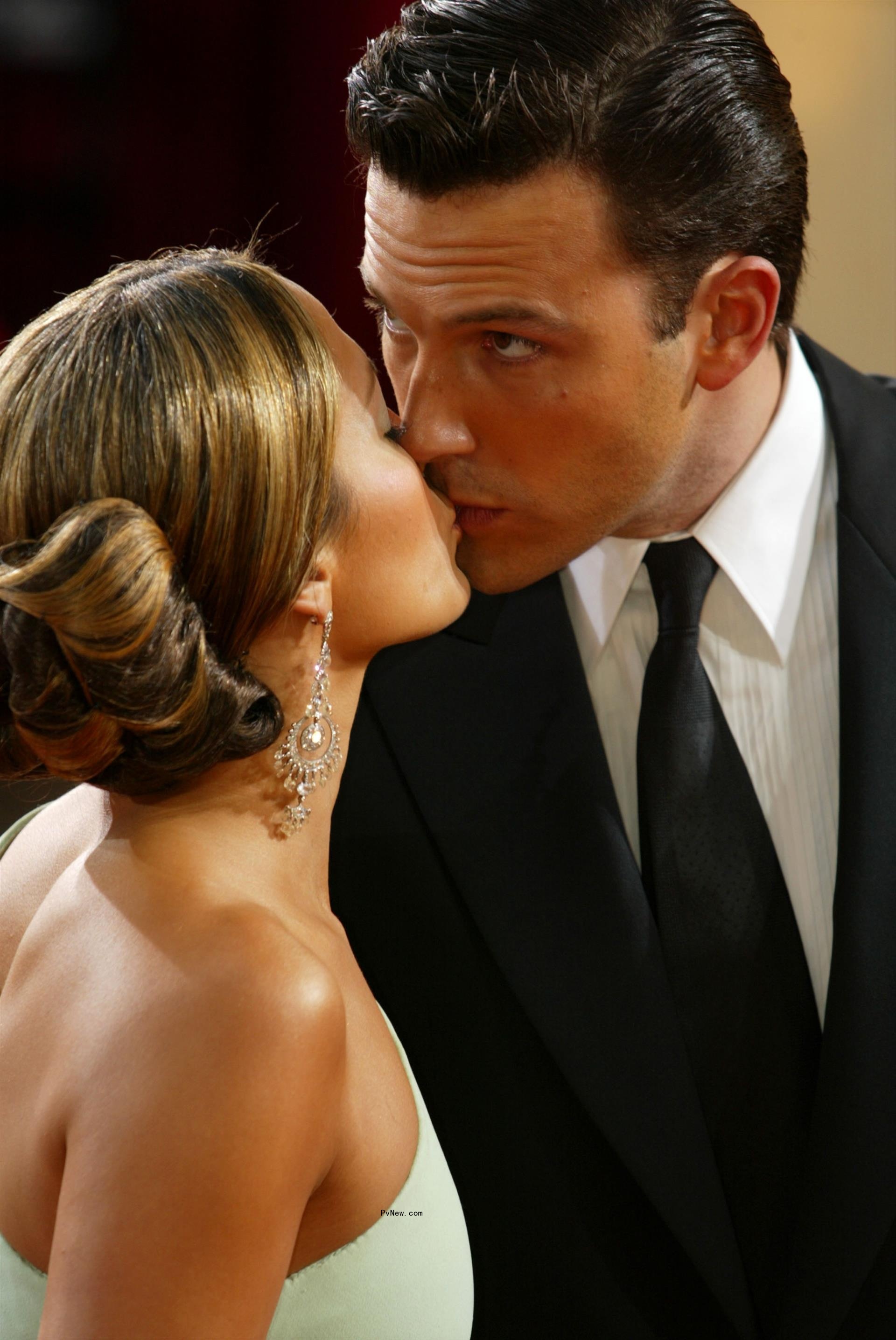 Jennifer Lopez and Ben Affleck in 2003