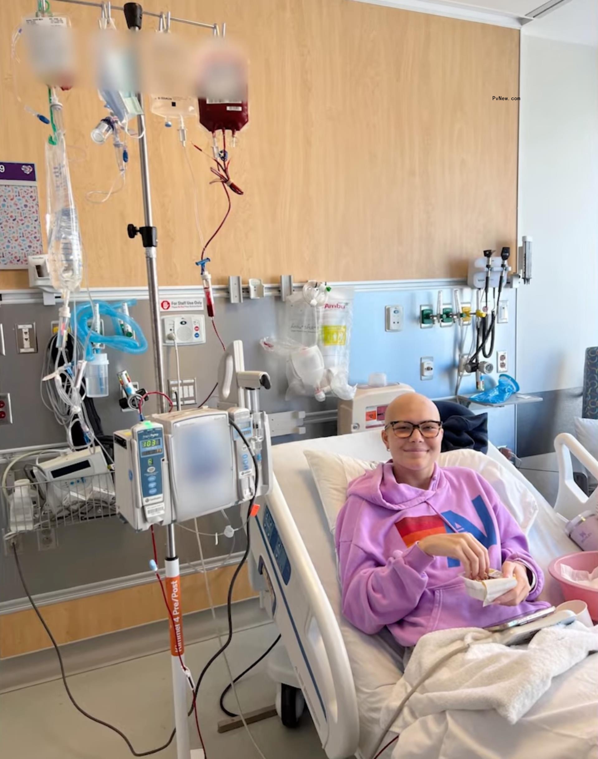 isabella strahan lying in a hospital bed