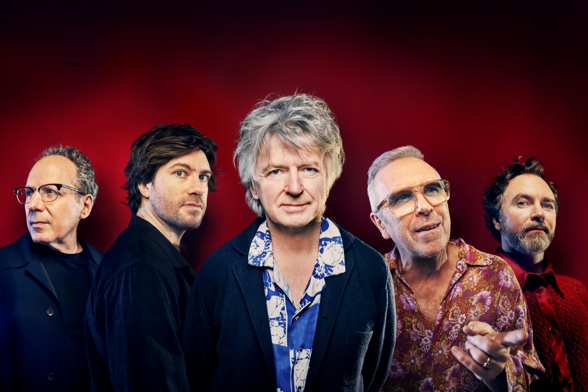 Crowded House’s Neil Finn on How a Stint With Fleetwood Mac Led to Revitalizing His Own Band: ‘I Realized That We Had a Flag That You Can Follow’