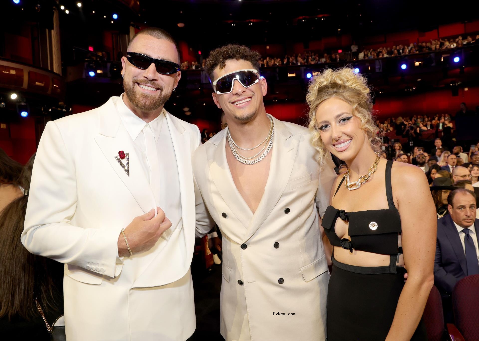 Travis Kelce, Patrick Mahomes and Brittany Mahomes 