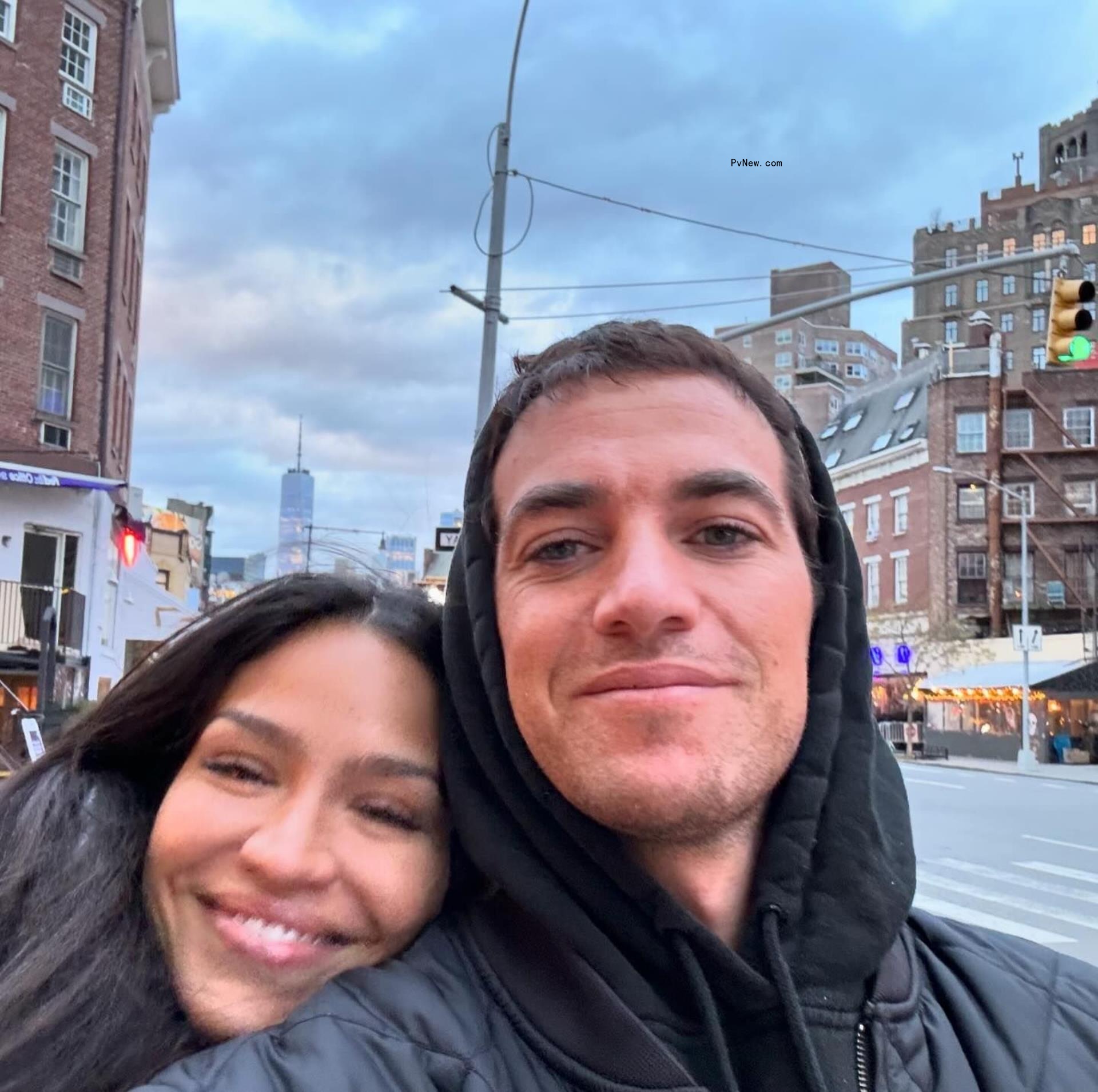Alex Fine in a selfie with Cassie Ventura. 