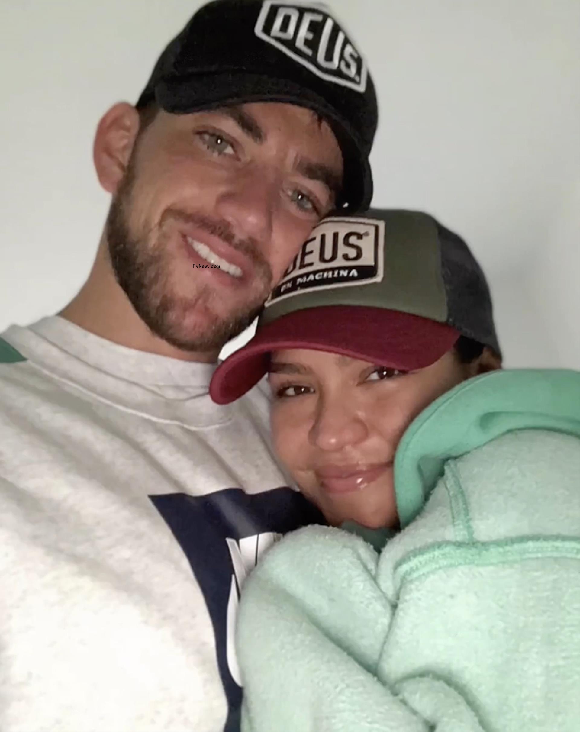 Alex Fine in a selfie with Cassie Ventura. 
