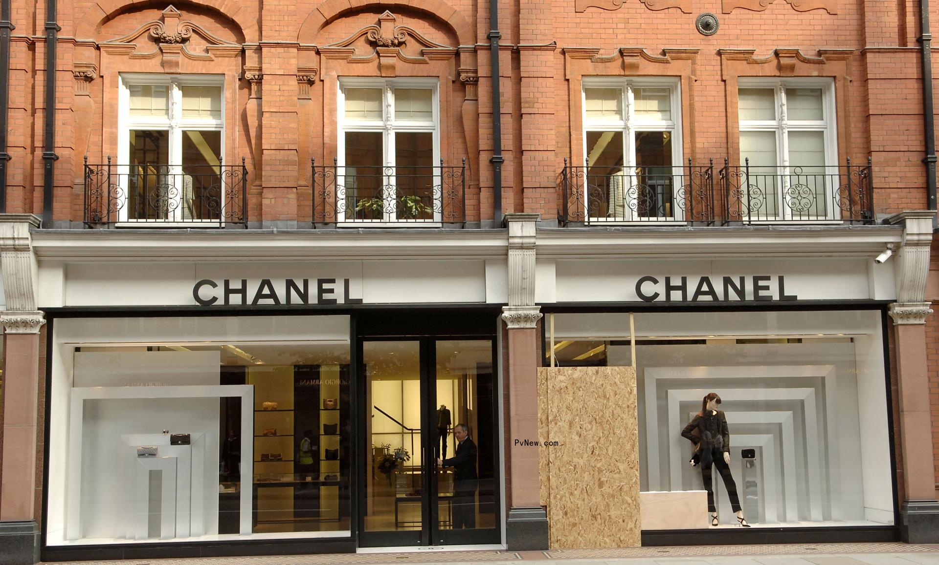 exterior of chanel