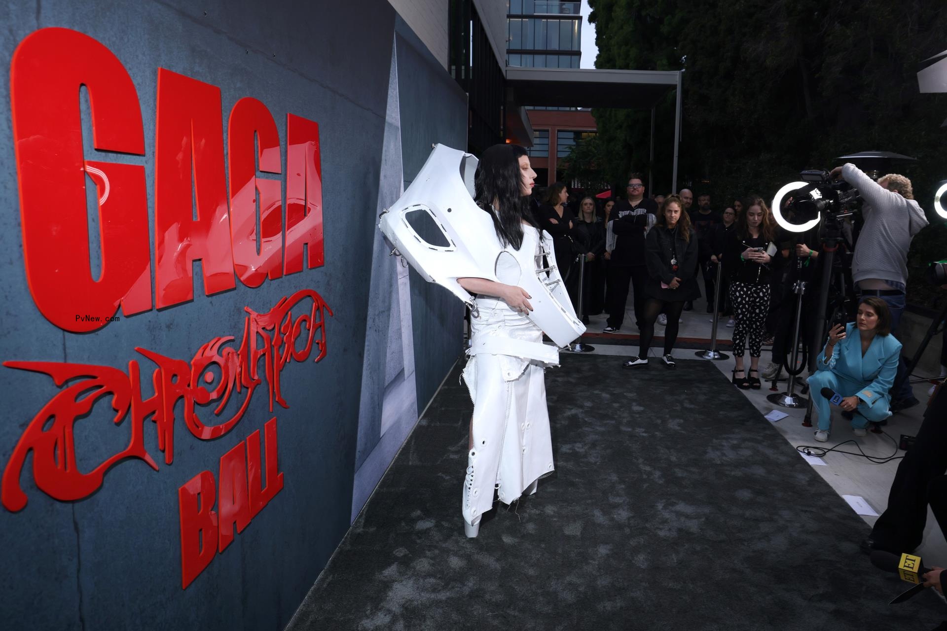 Lady Gaga wears a car part dress to the premiere of 