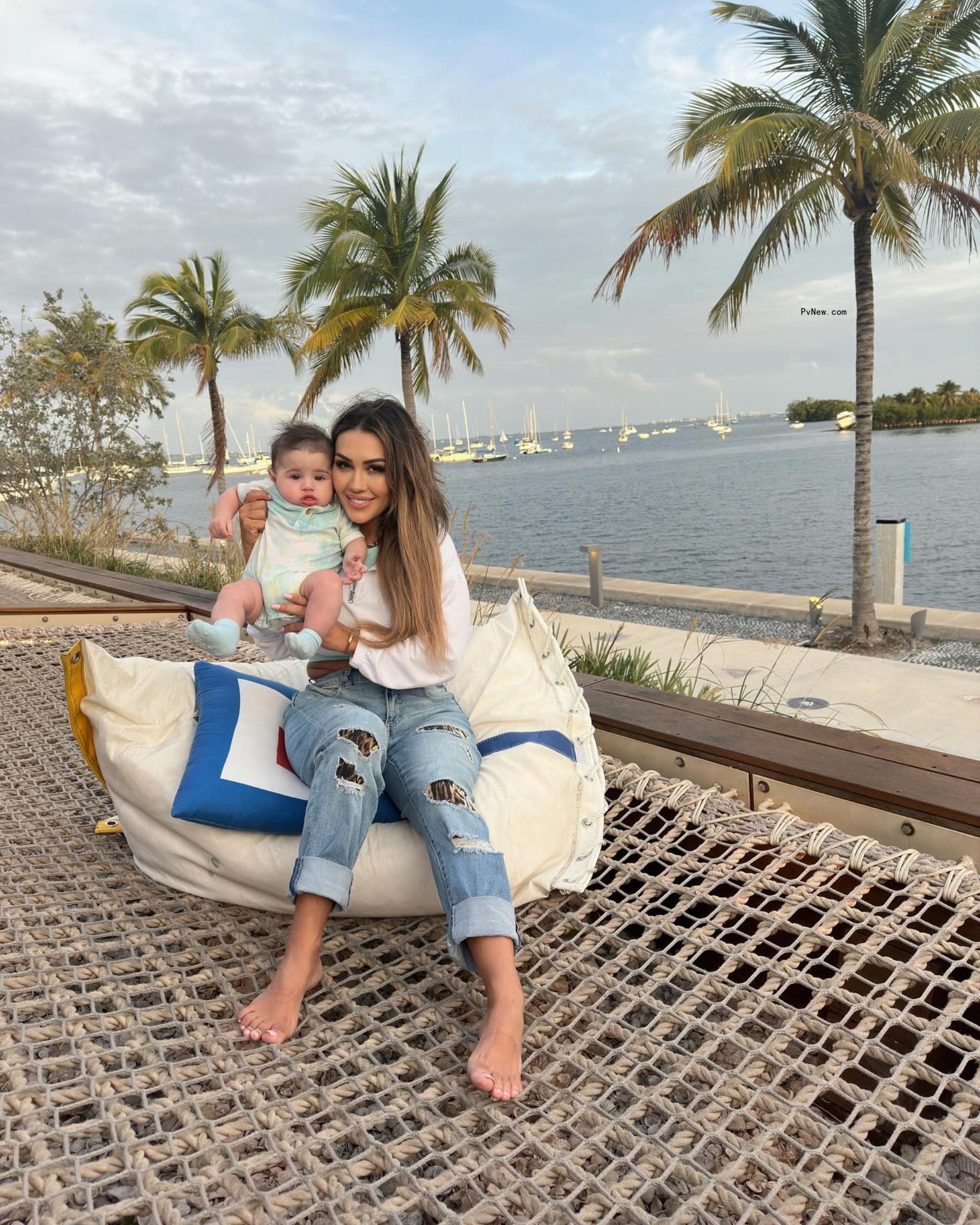 jen harley holding her son jayden