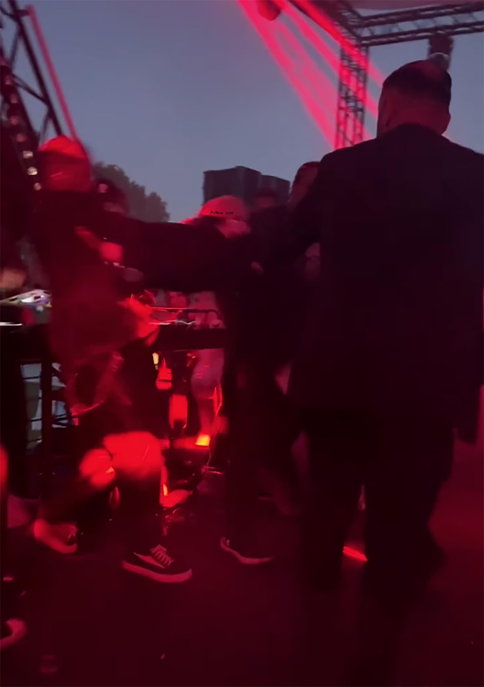 Travis Scott and Southside fighting with Alexander