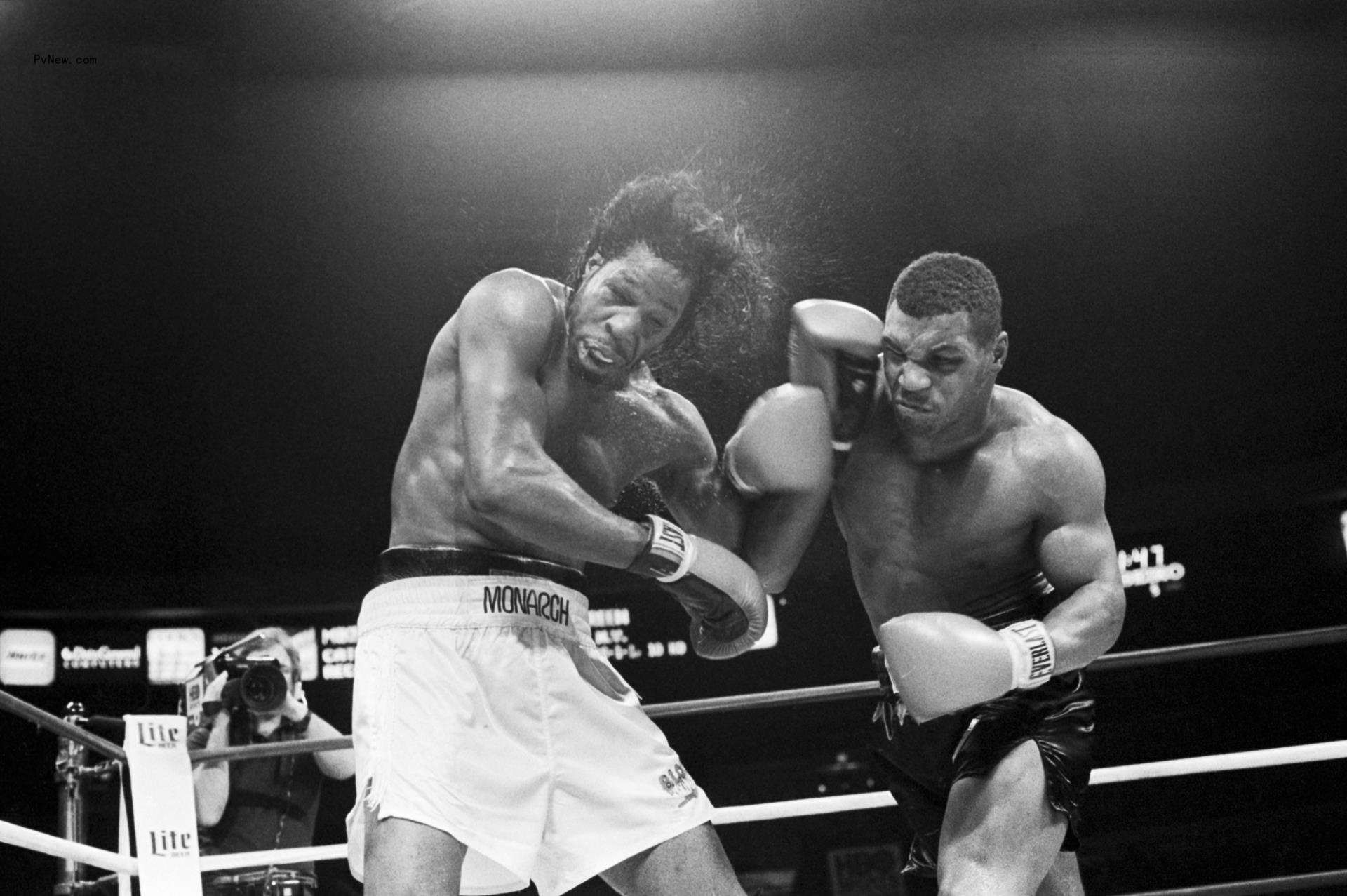 Mike Tyson and Mitch Green