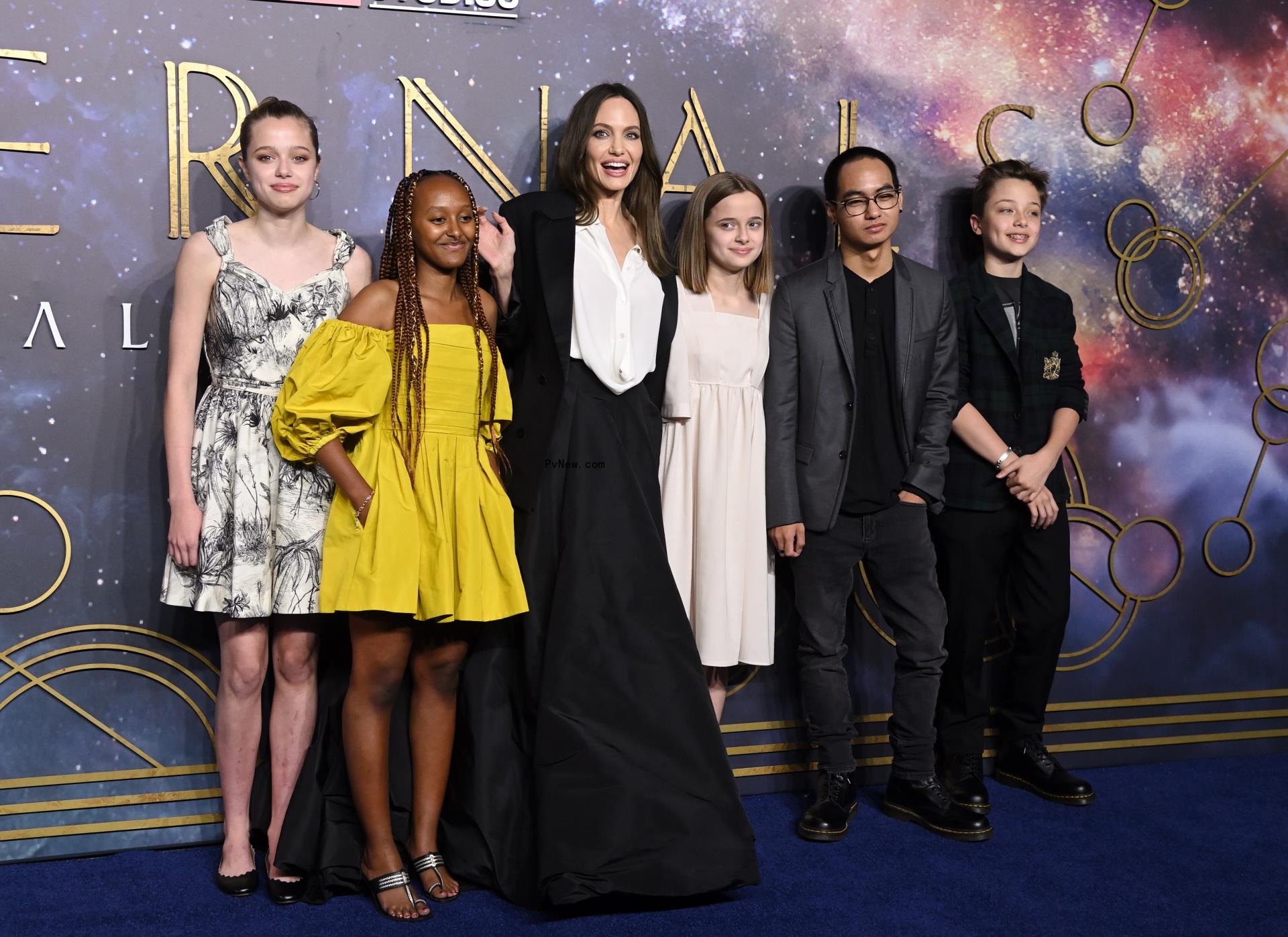 Angelina Jolie and five of her kids.