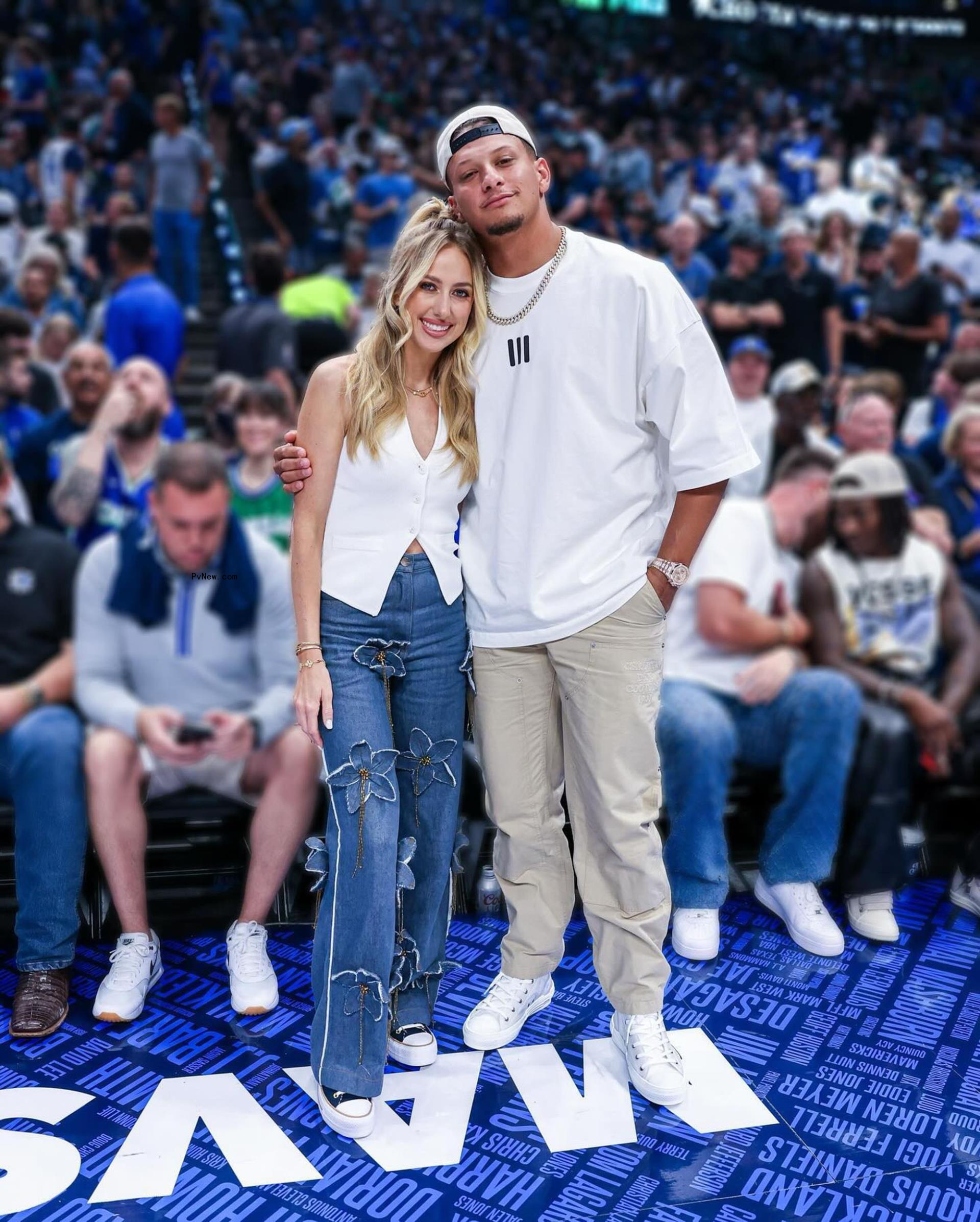 Brittany Mahomes wears floral embellished jeans to the NBA playoffs
