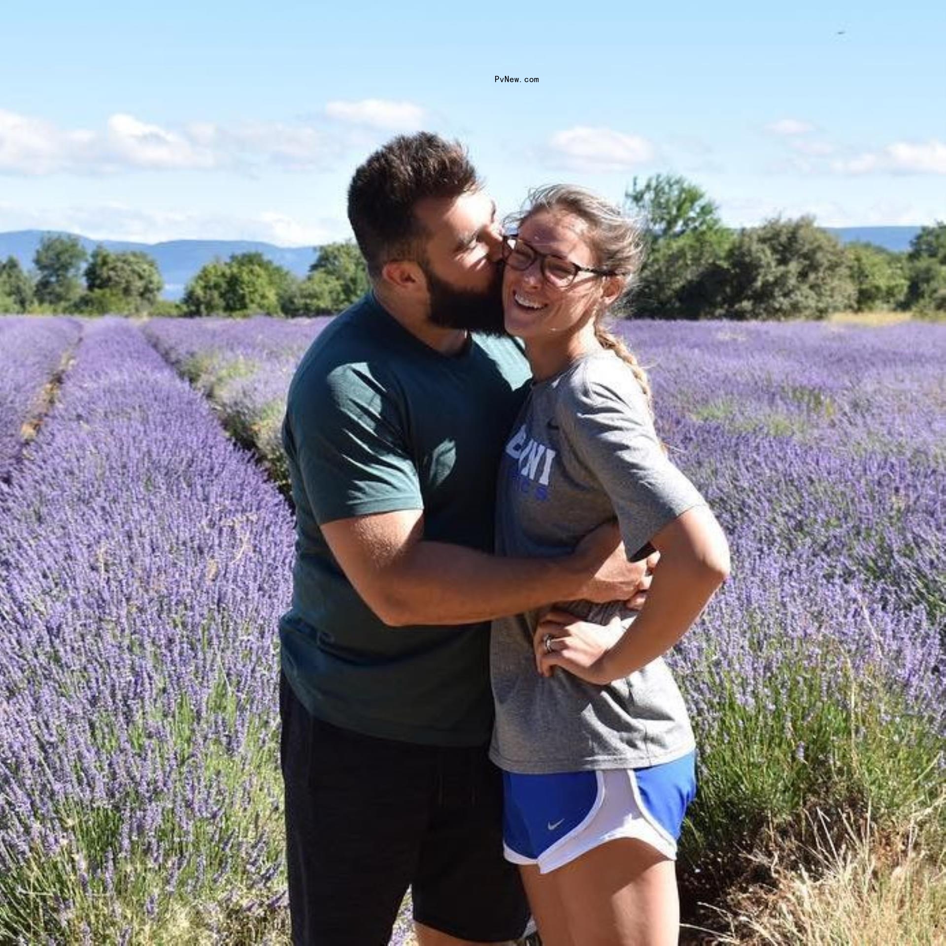 Jason Kelce and Kylie Kelce