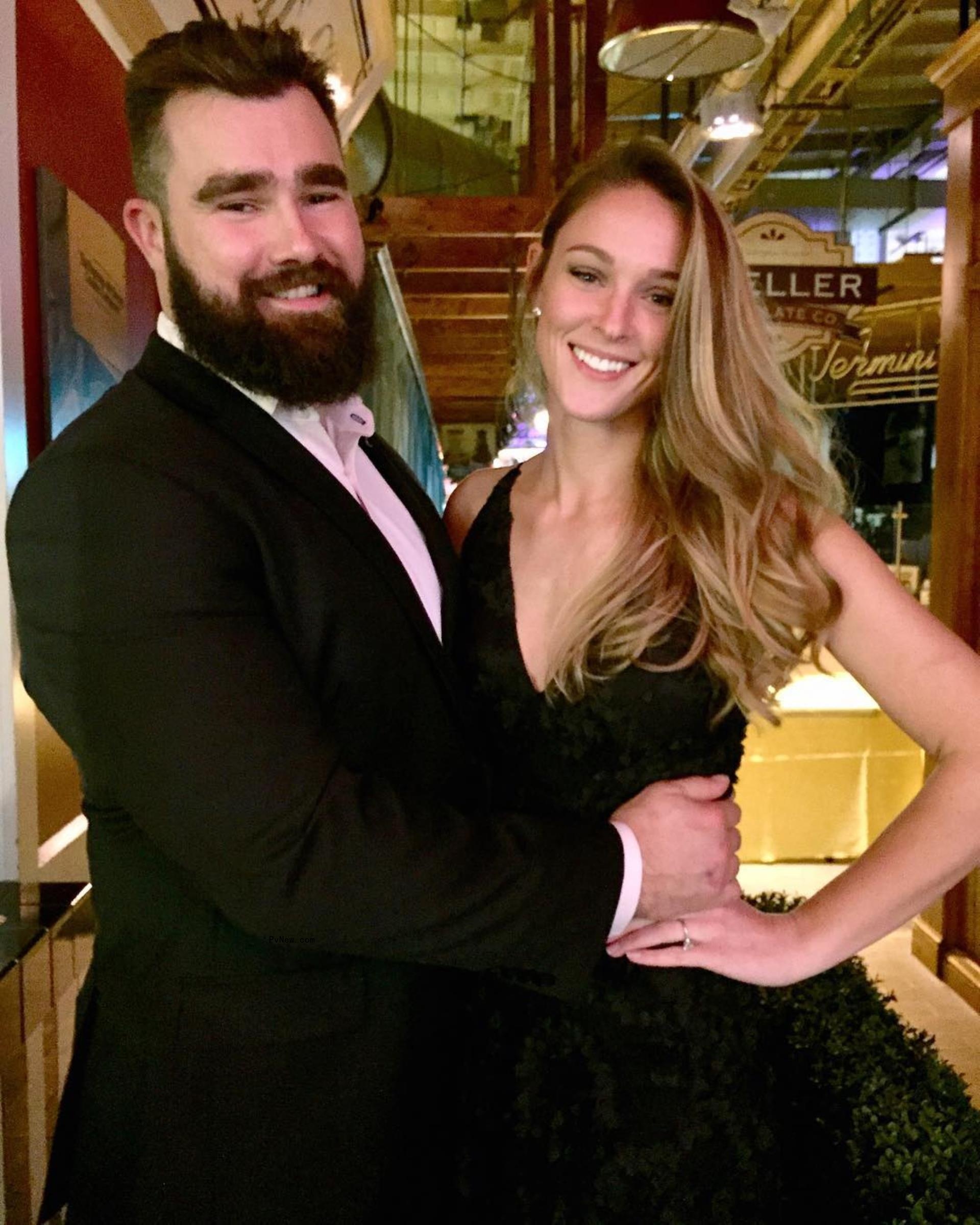 Jason Kelce and Kylie Kelce