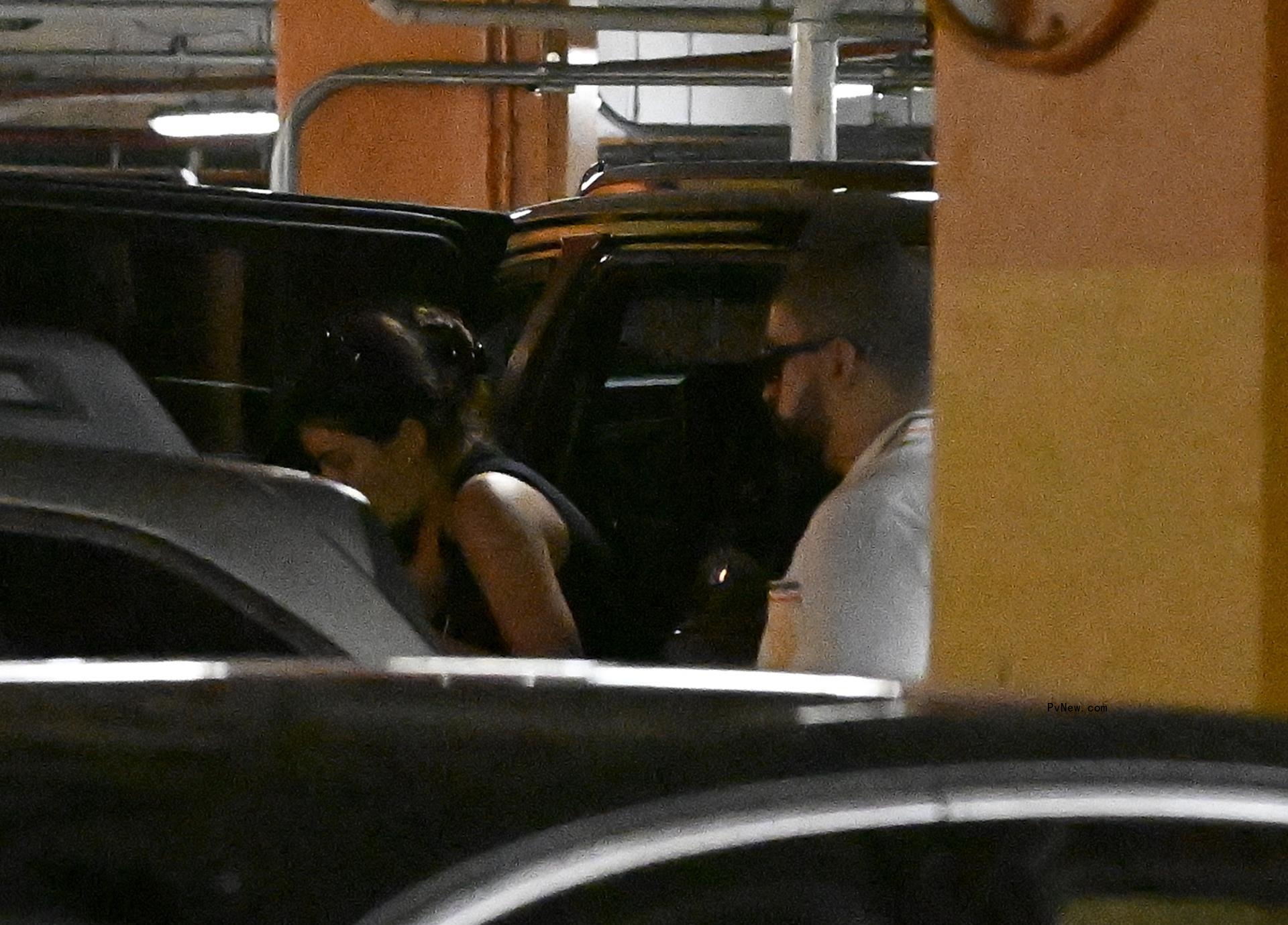 Kendall Jenner and Bad Bunny paparazzi photos