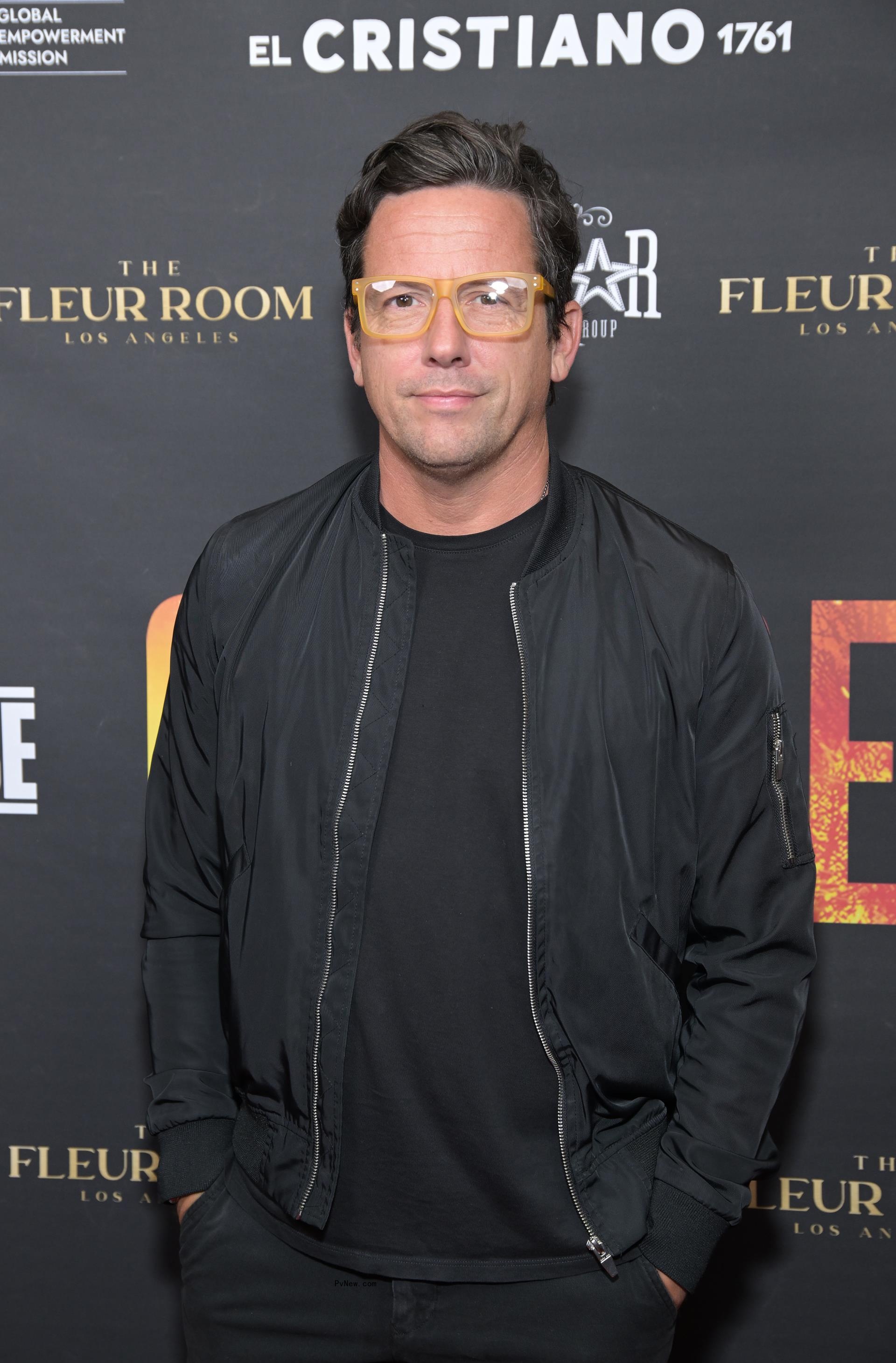  Ross McCall on a red carpet.