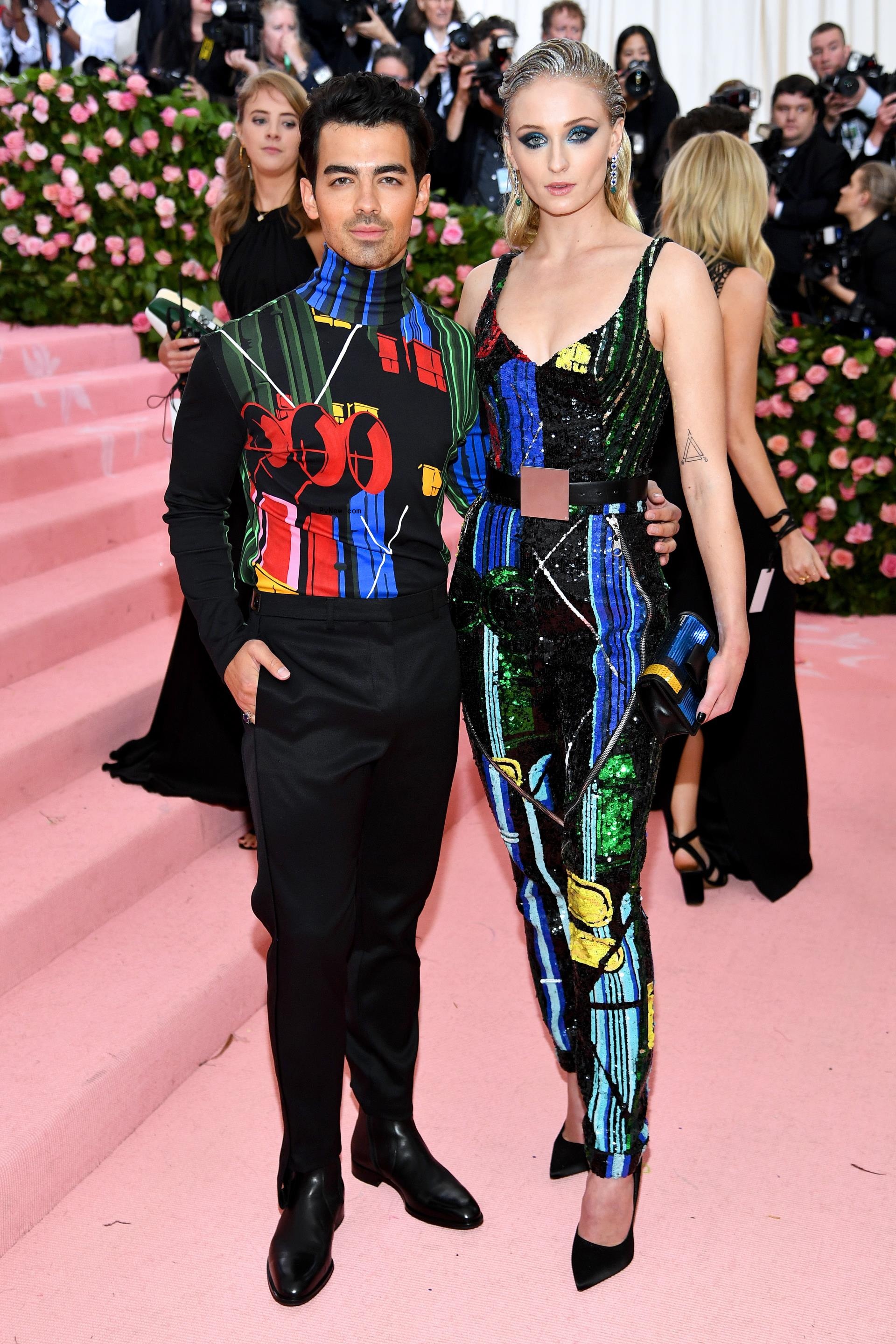 Joe Jo<i></i>nas and Sophie Turner at the 2019 Met Gala.