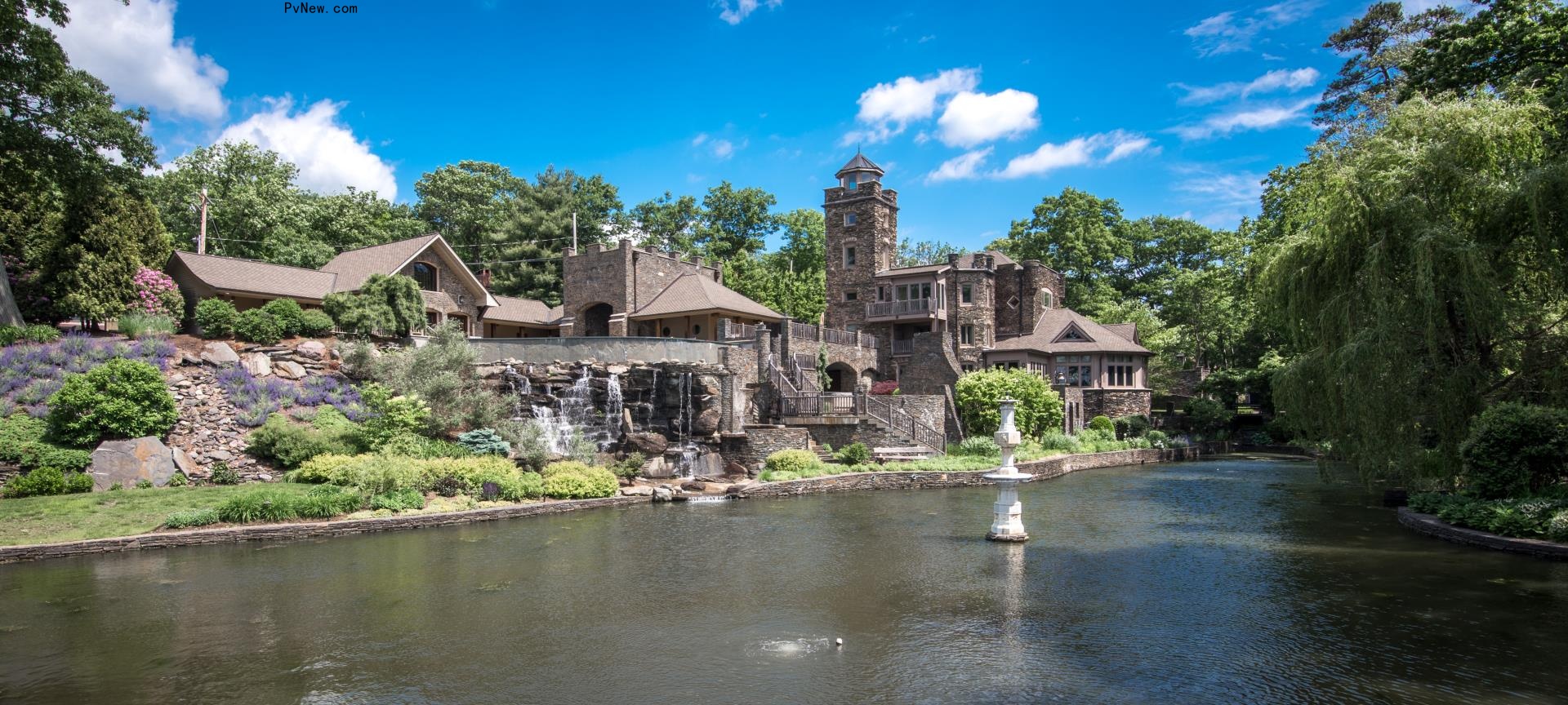 Derek Jeter finally sells New York castle for $6.3M after slashing price by more than half: See inside