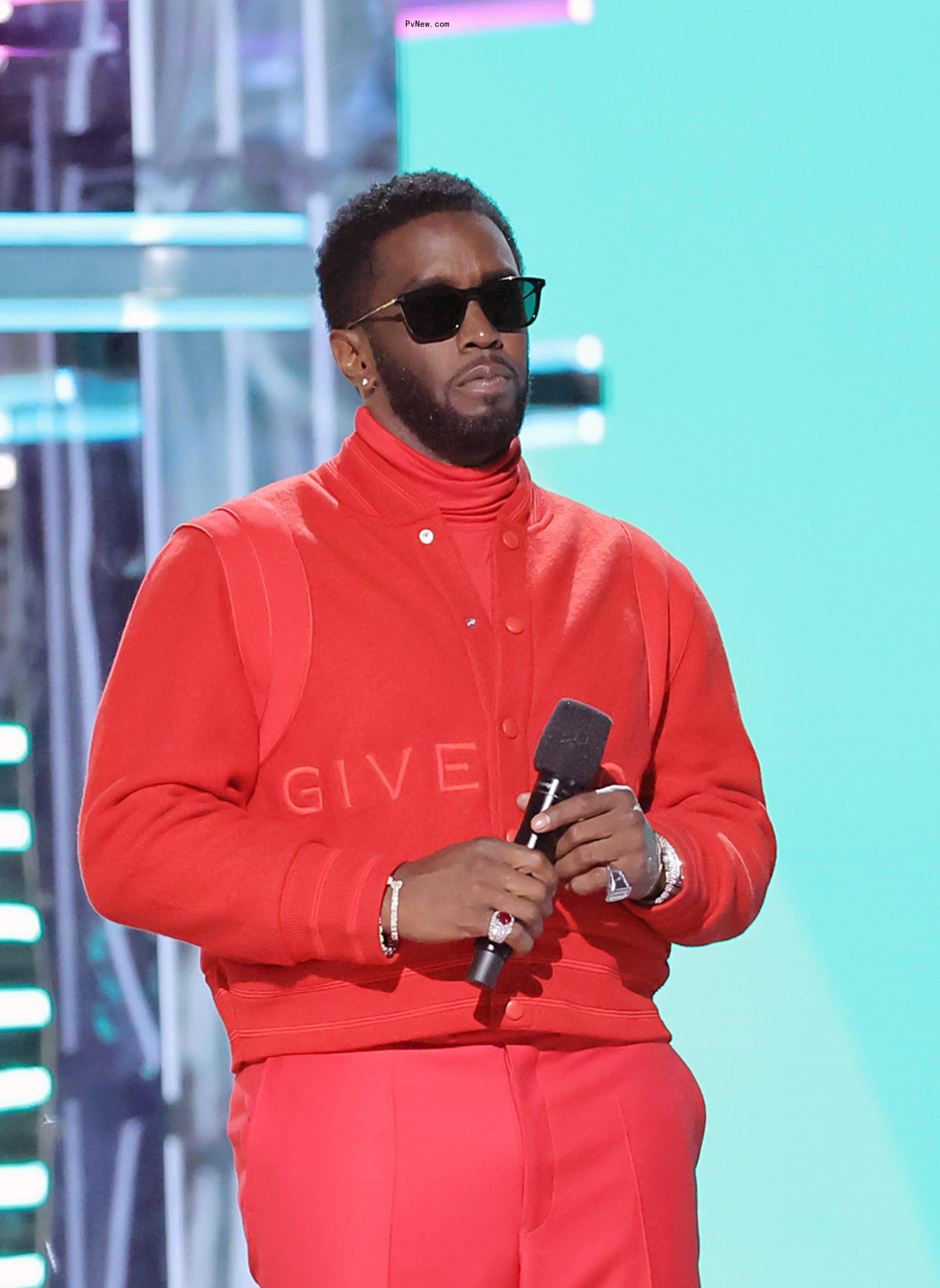 Wher<i></i>e is Diddy? Sean Combs reportedly missing daughters’ prom, graduation amid legal battle
