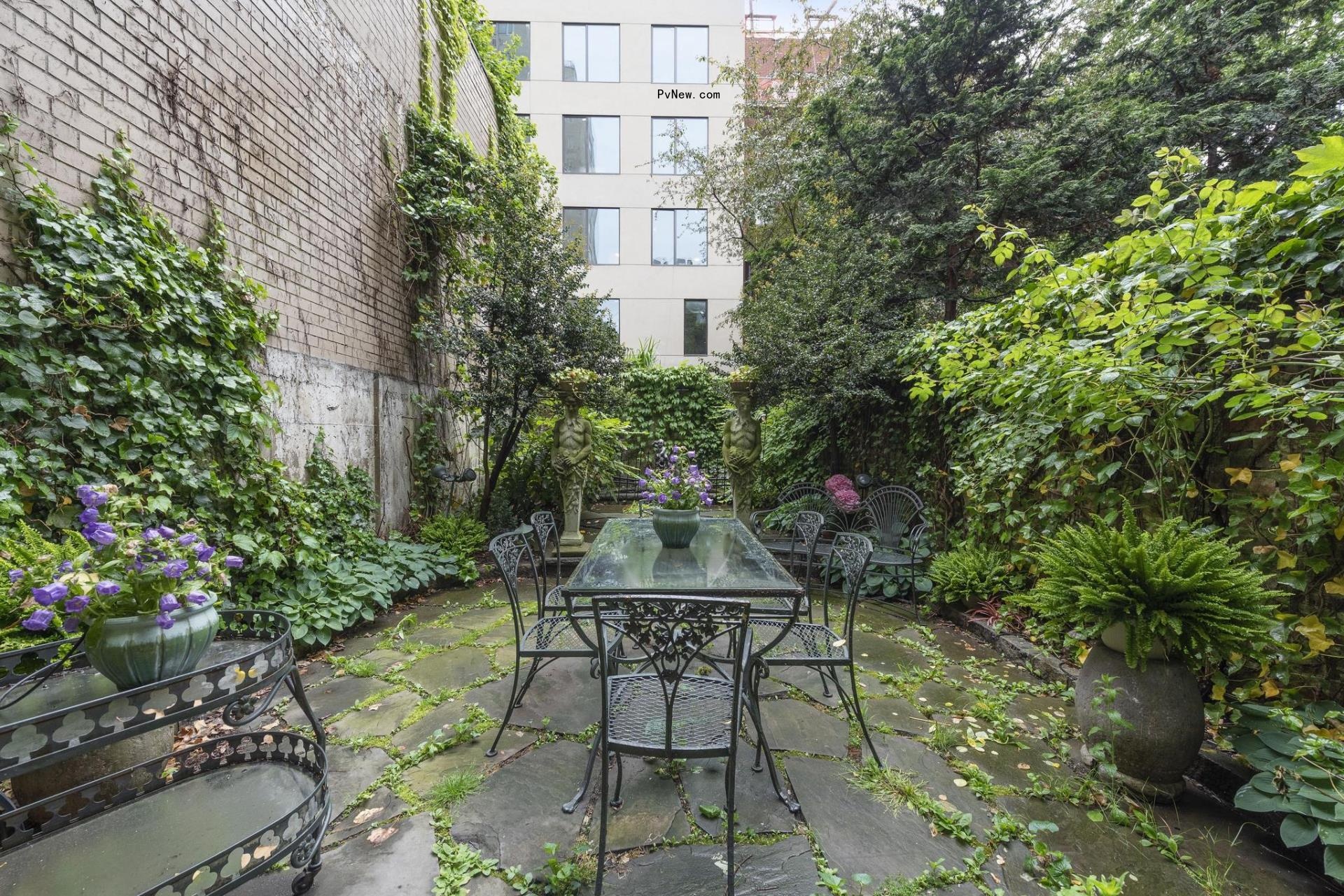 So<i></i>nja Morgan's New York City townhouse