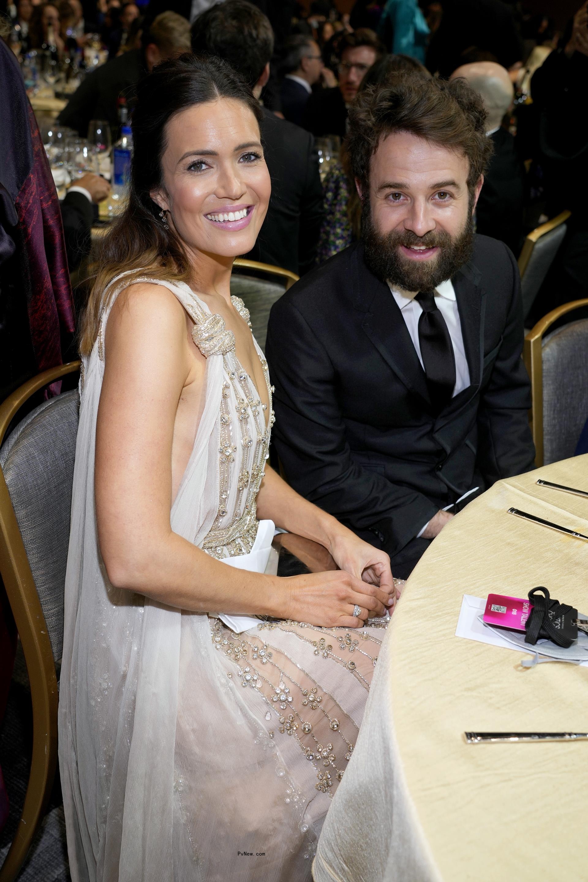 Mandy Moore and Taylor Goldsmith