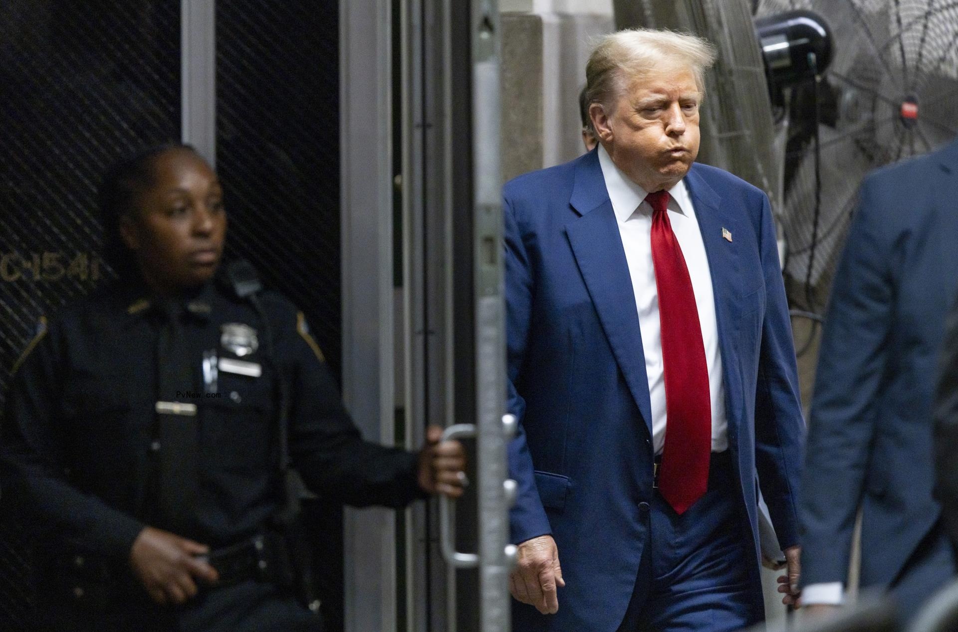 Do<i></i>nald Trump