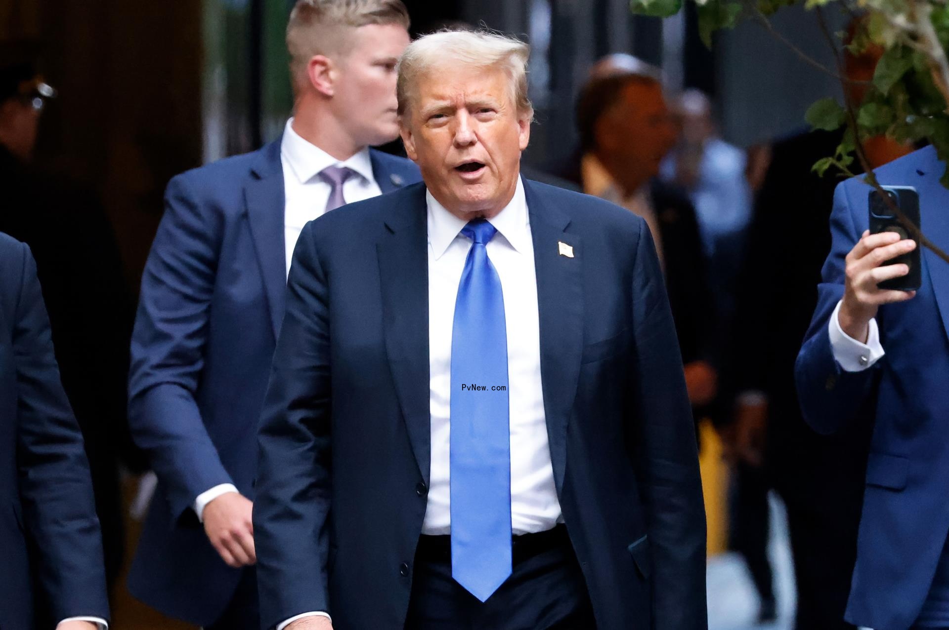 Do<i></i>nald Trump