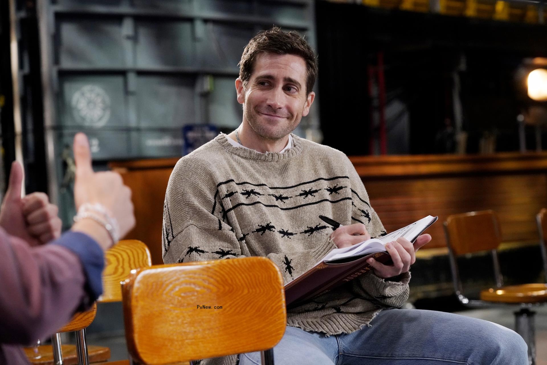 Jake Gyllenhaal SNL still