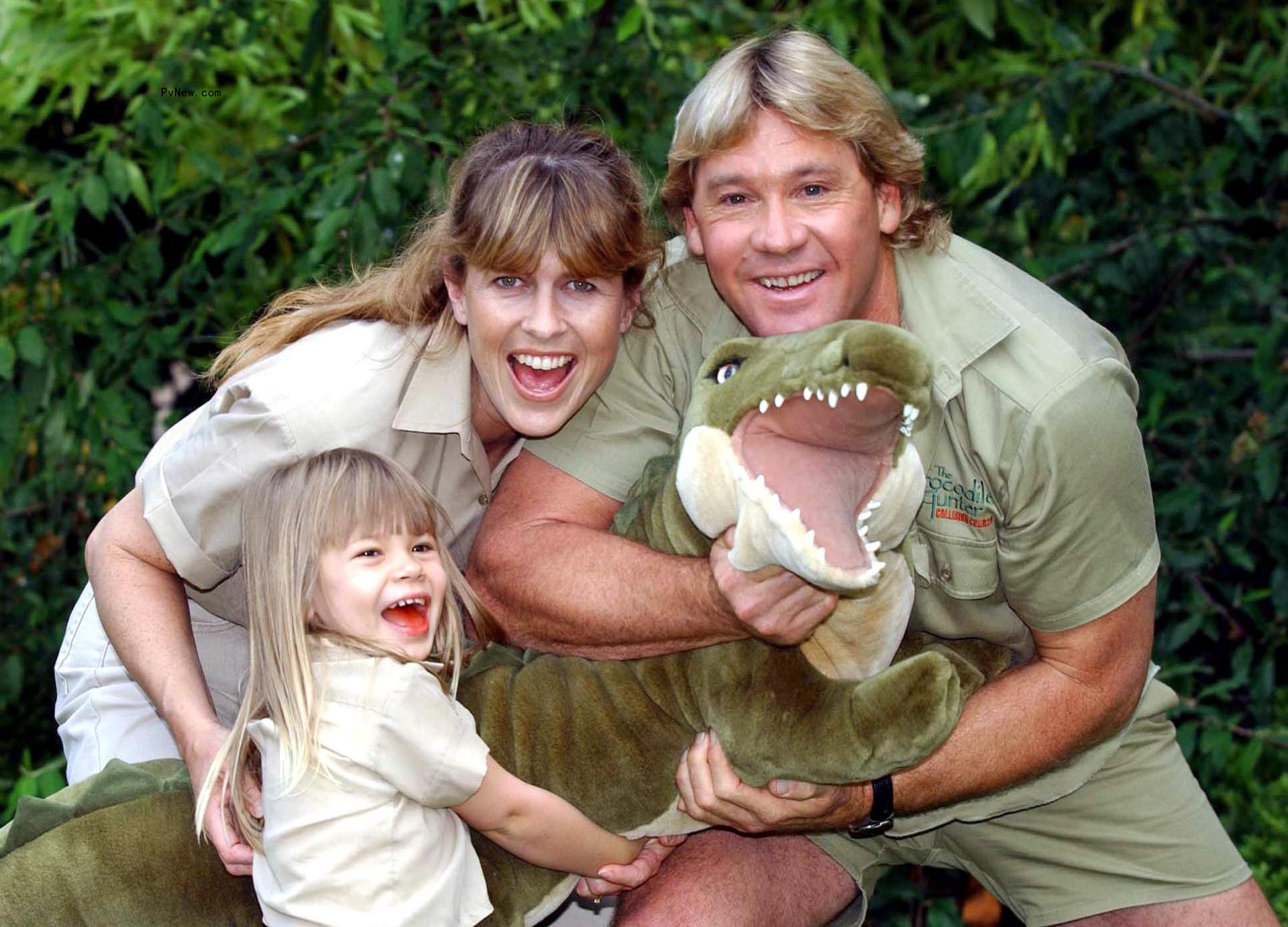 Steve Irwin, Terri Irwin and Bindi Irwin