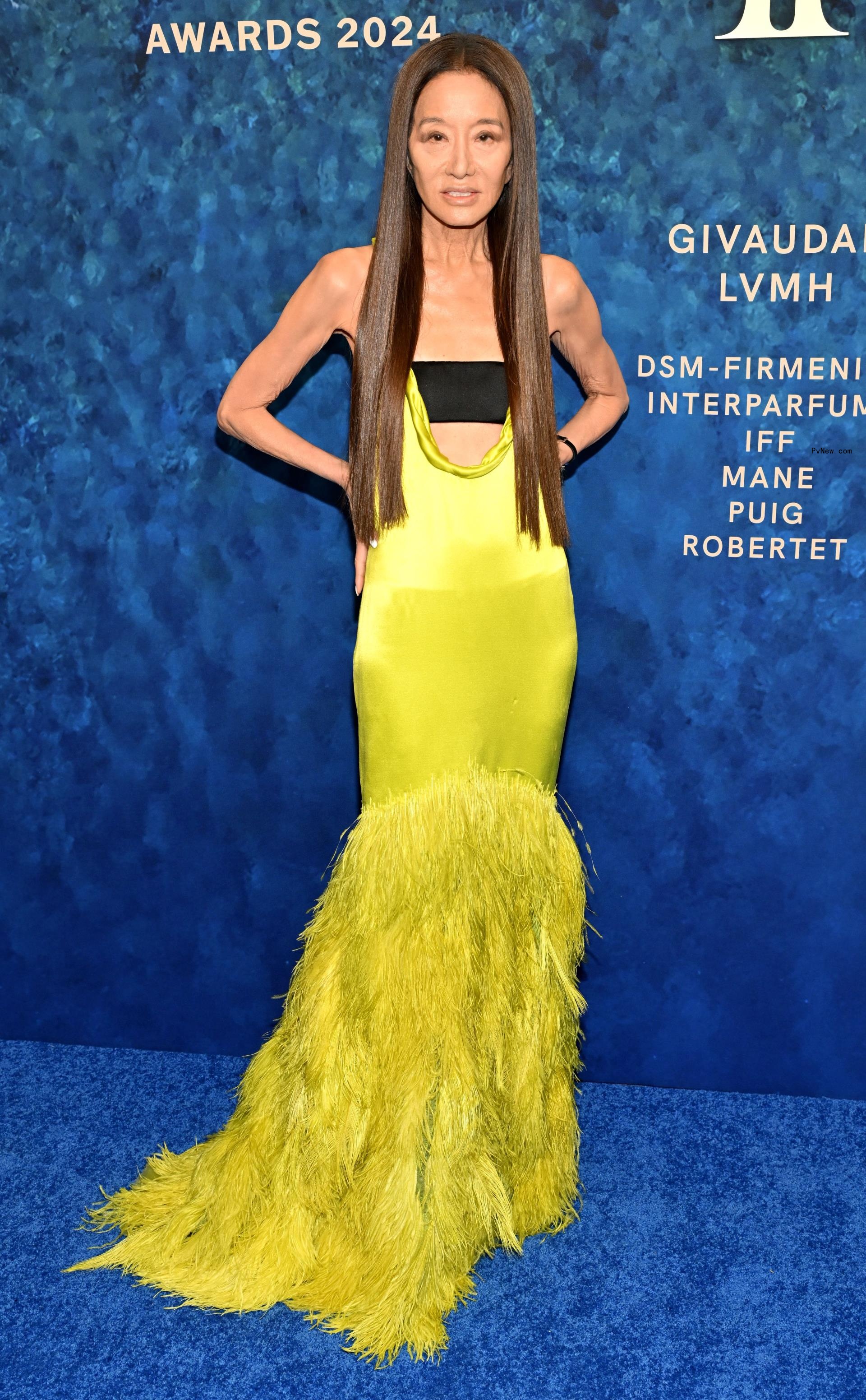 Vera Wang wearing a neon dress at the 2024 Fragrance Foundation Awards