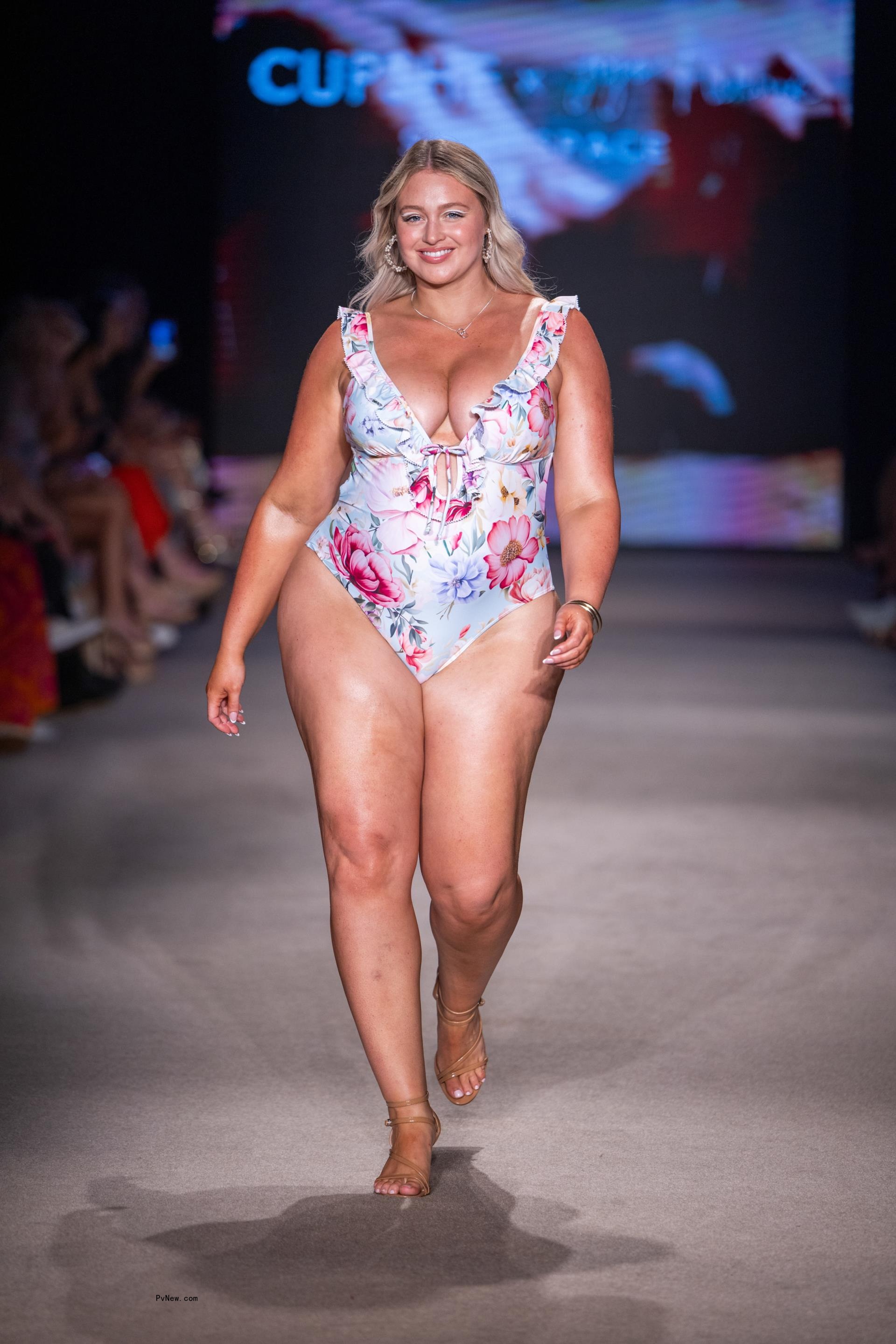Iskra Lawrence