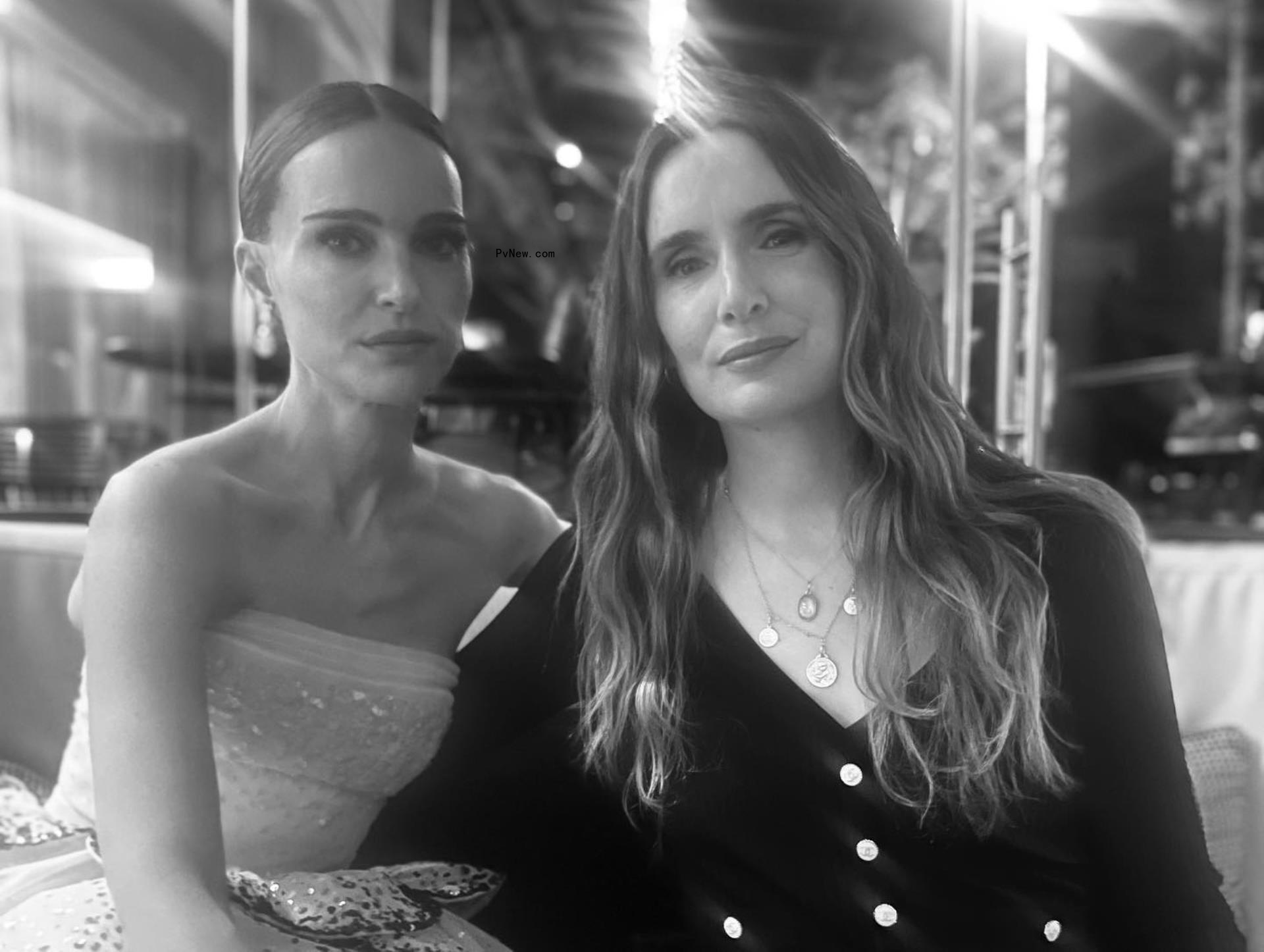 Natalie Portman with a friend. 