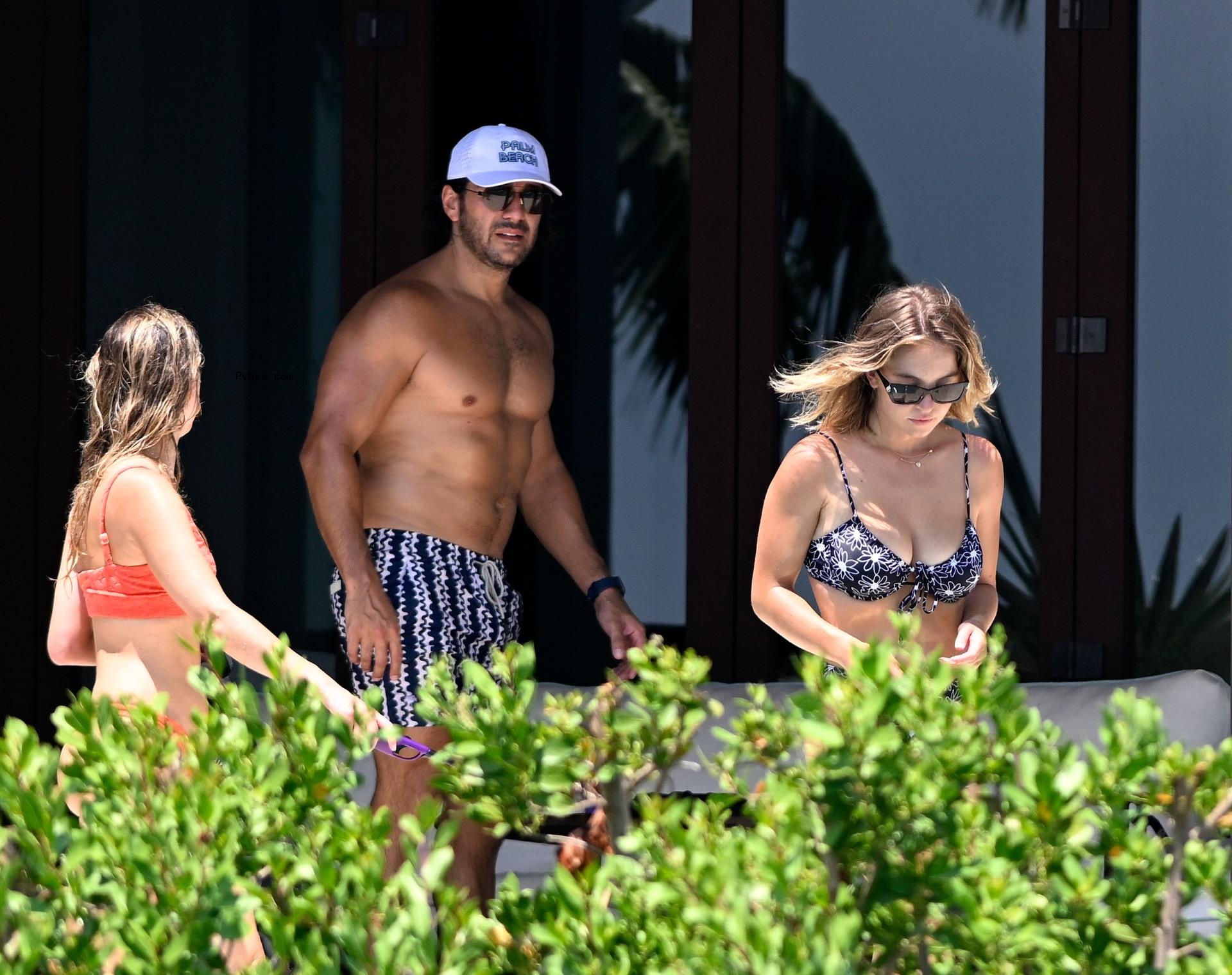 Sydney Sweeney, her fiancée, Jonathan, and a friend.