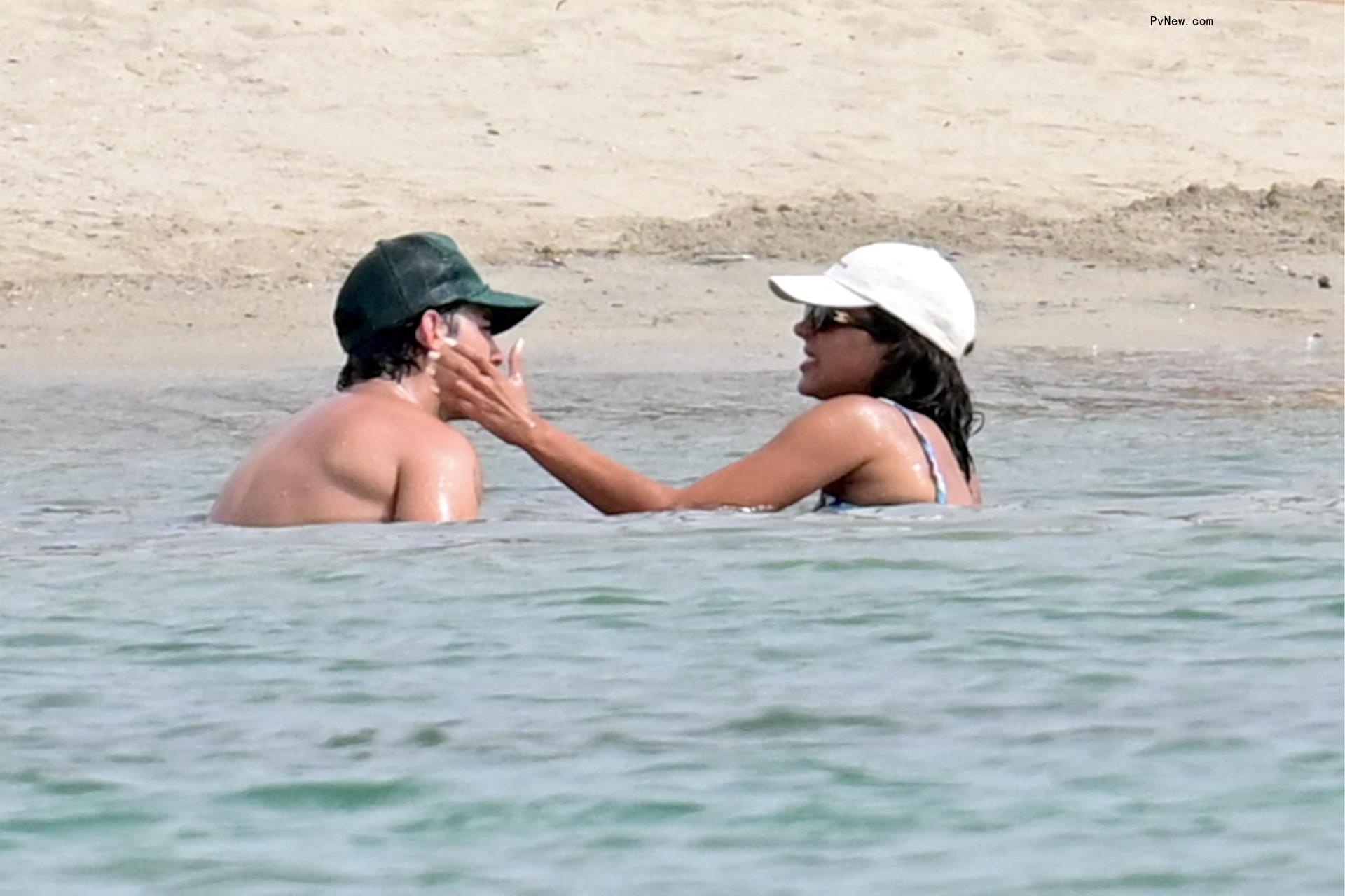Laila Abdallah and Joe Jonas