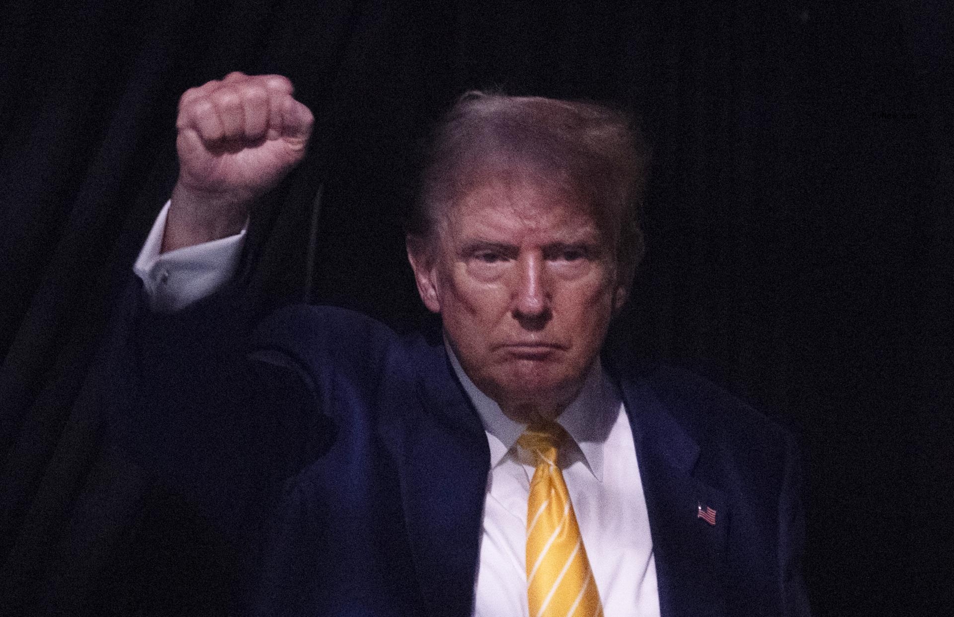 Do<i></i>nald Trump