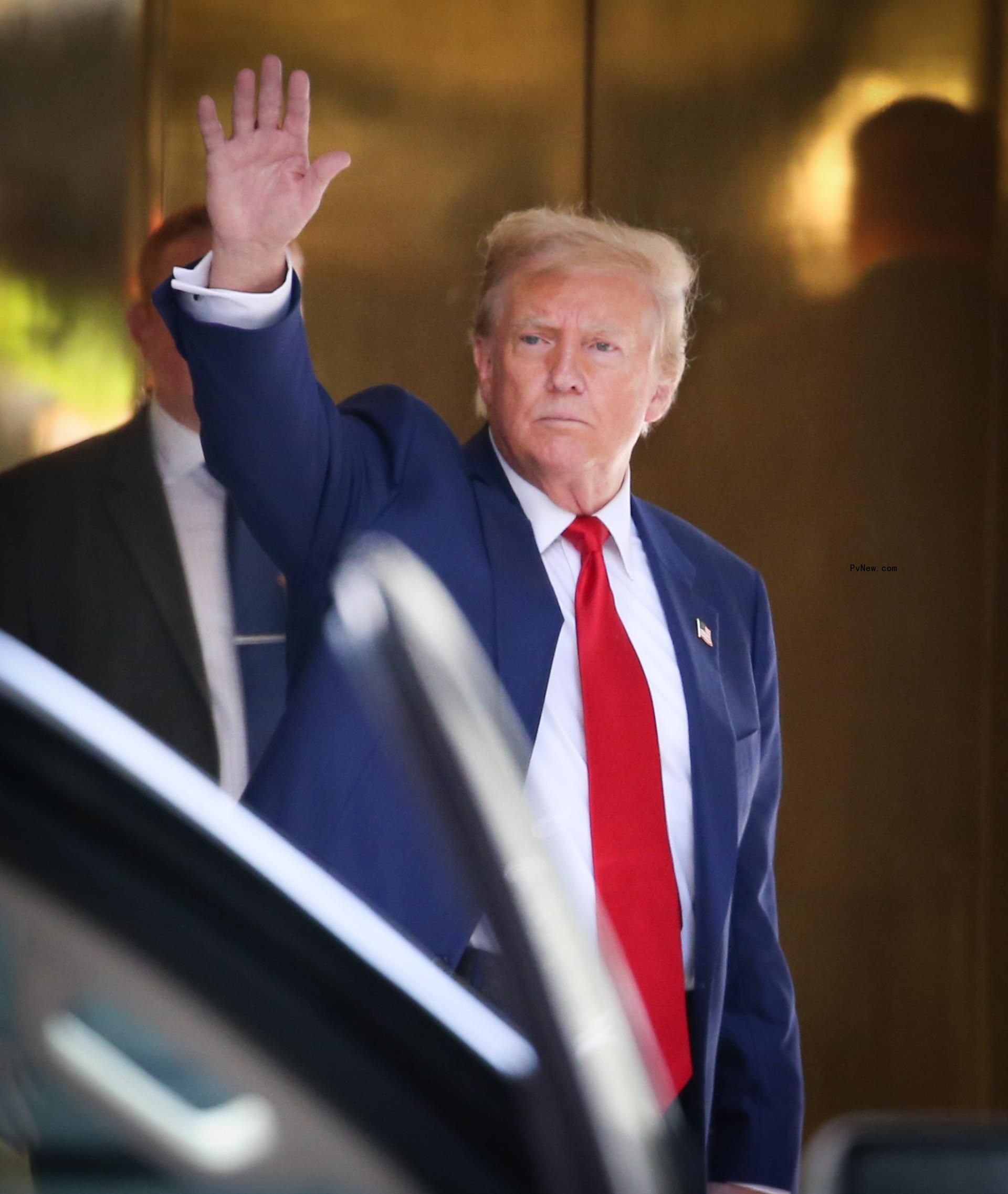 Do<i></i>nald Trump
