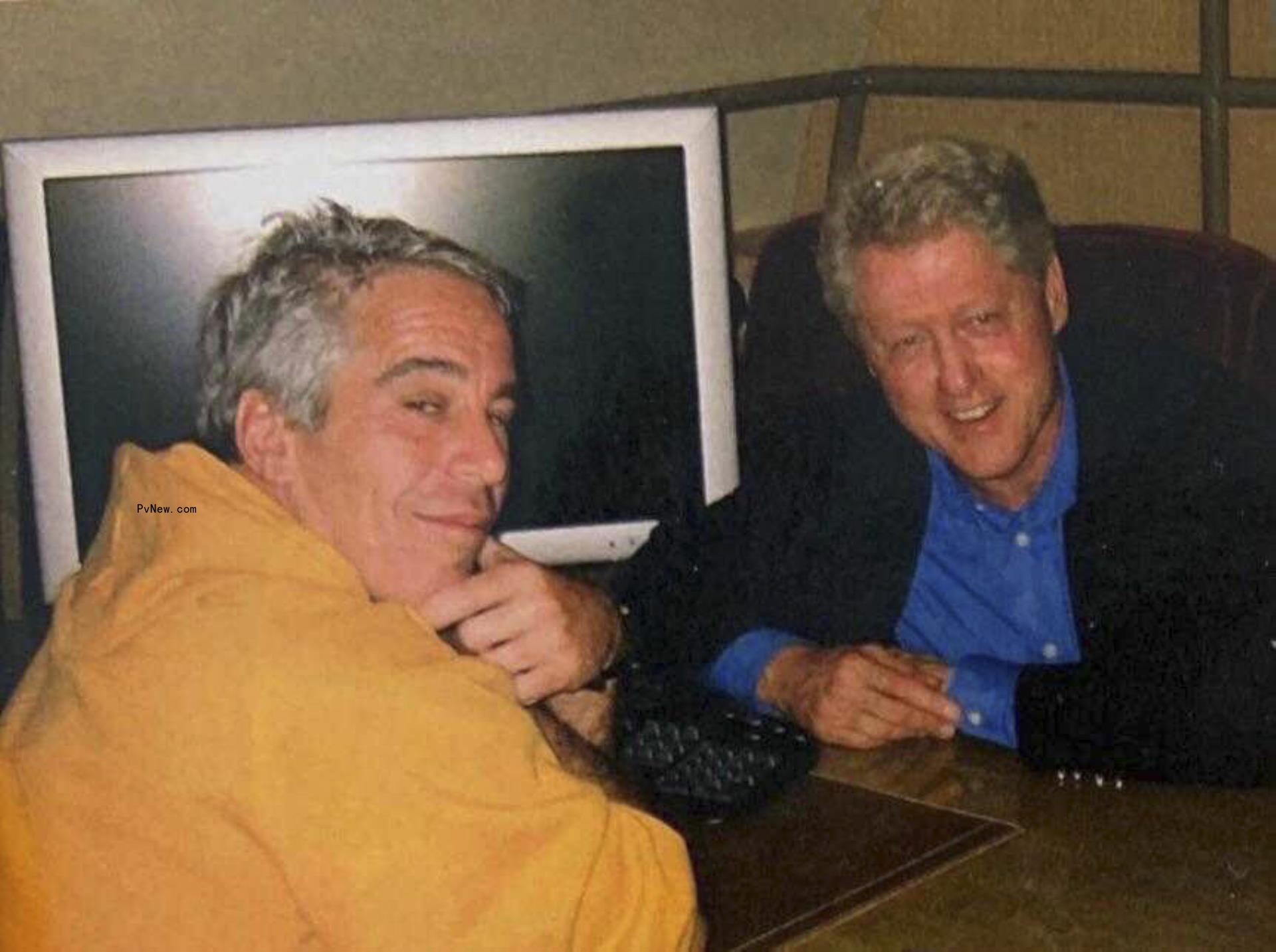 Jeffrey Epstein and Bill Clinton on a plane.