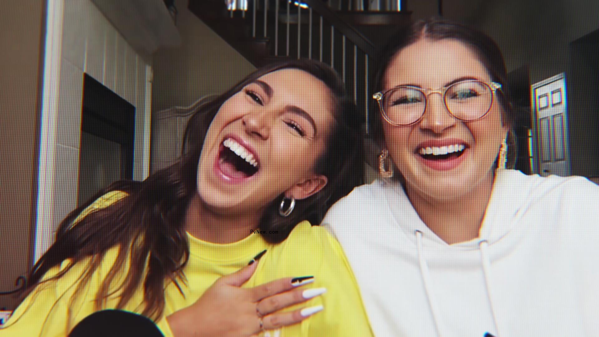 Miranda Derrick and her sister, Melanie.