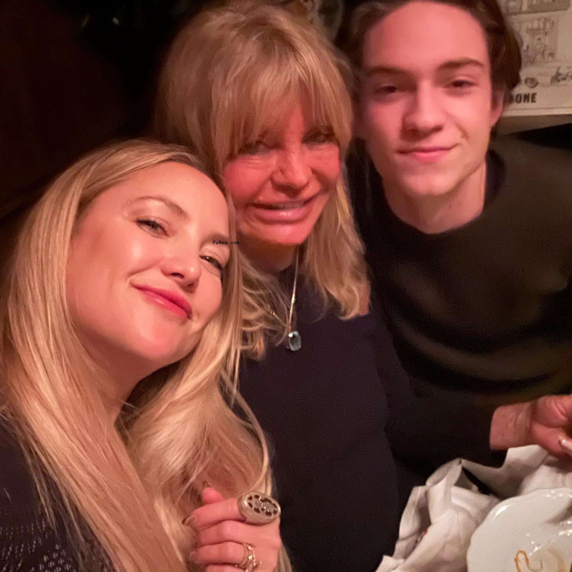 Kate hudson, Goldie Hawn, Ryder Robinson