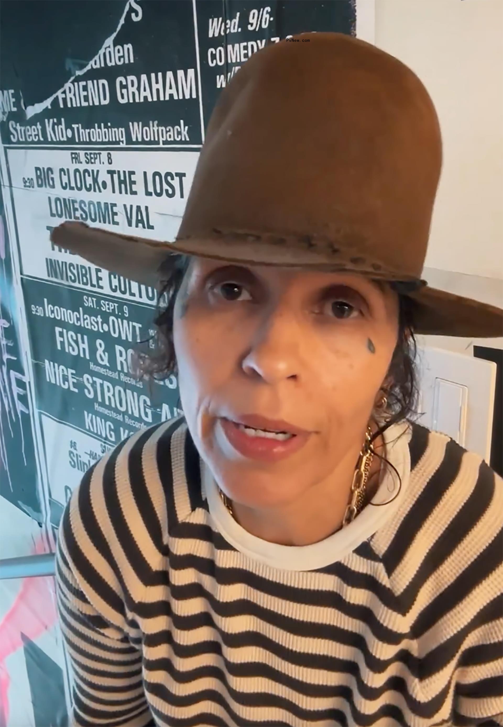 Linda Perry in a selfie.